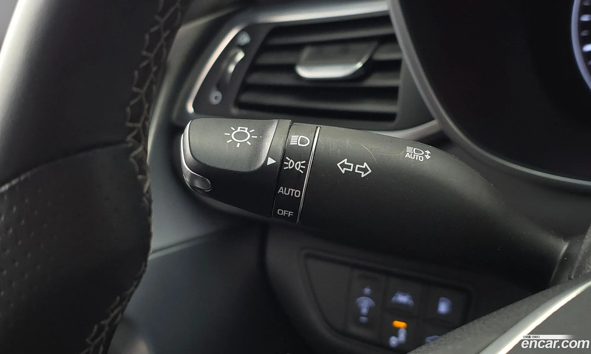 Genesis G70 2020 — 18