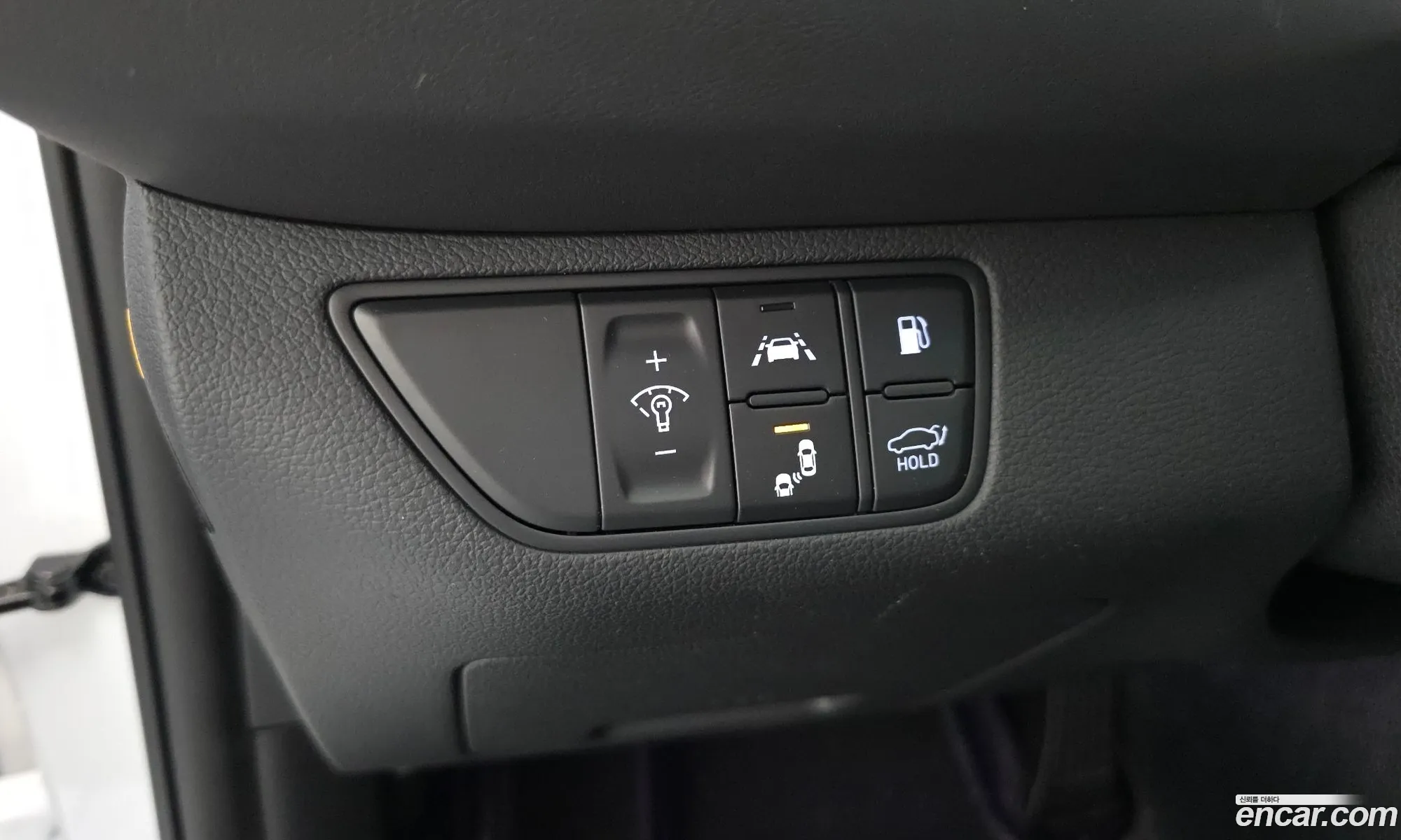 Genesis G70 2020 — 4