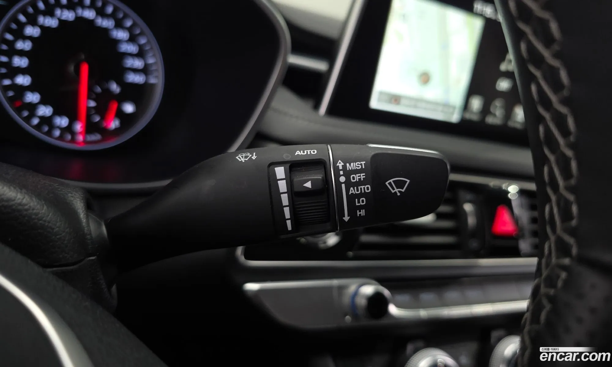 Genesis G70 2020 — 14
