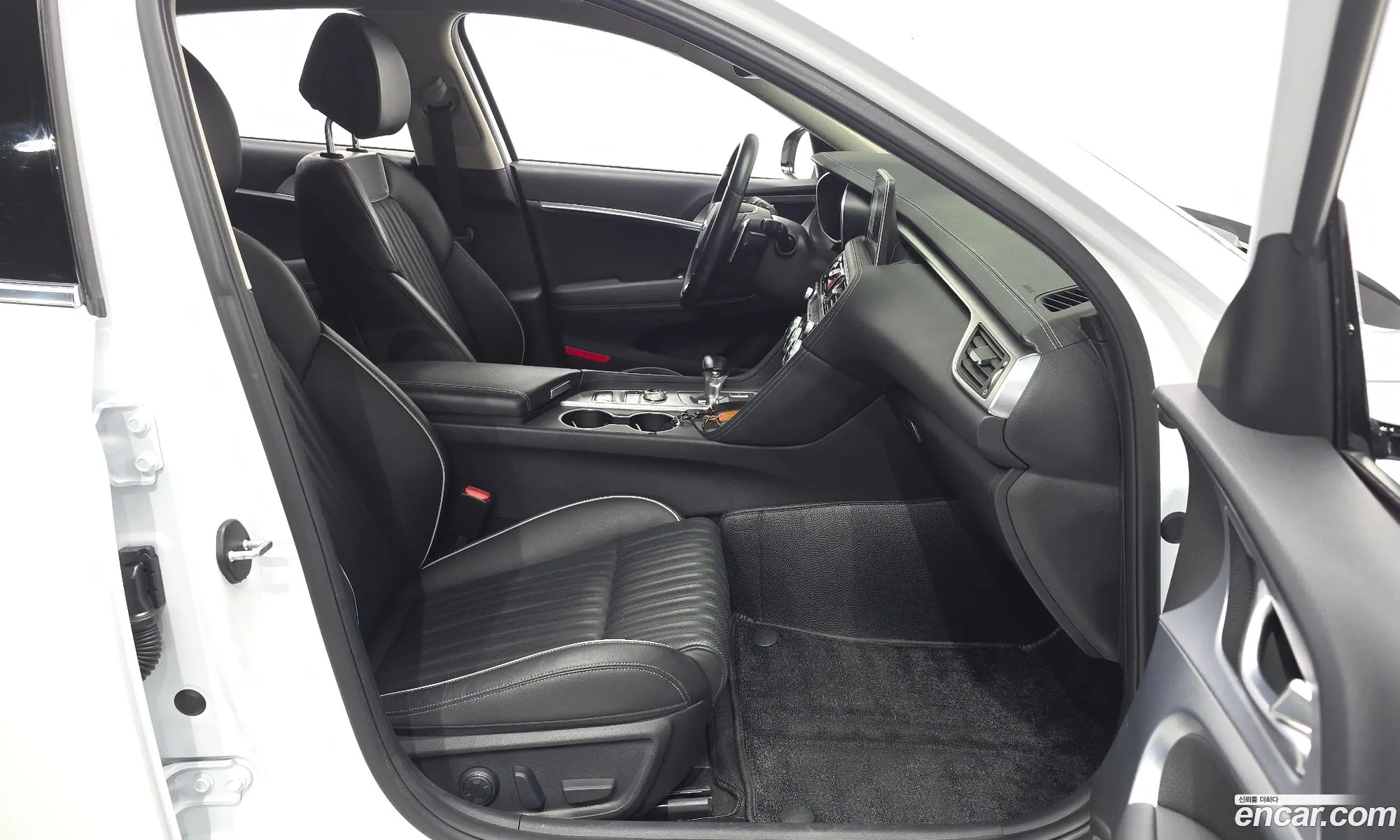 Genesis G70 2020 — 22