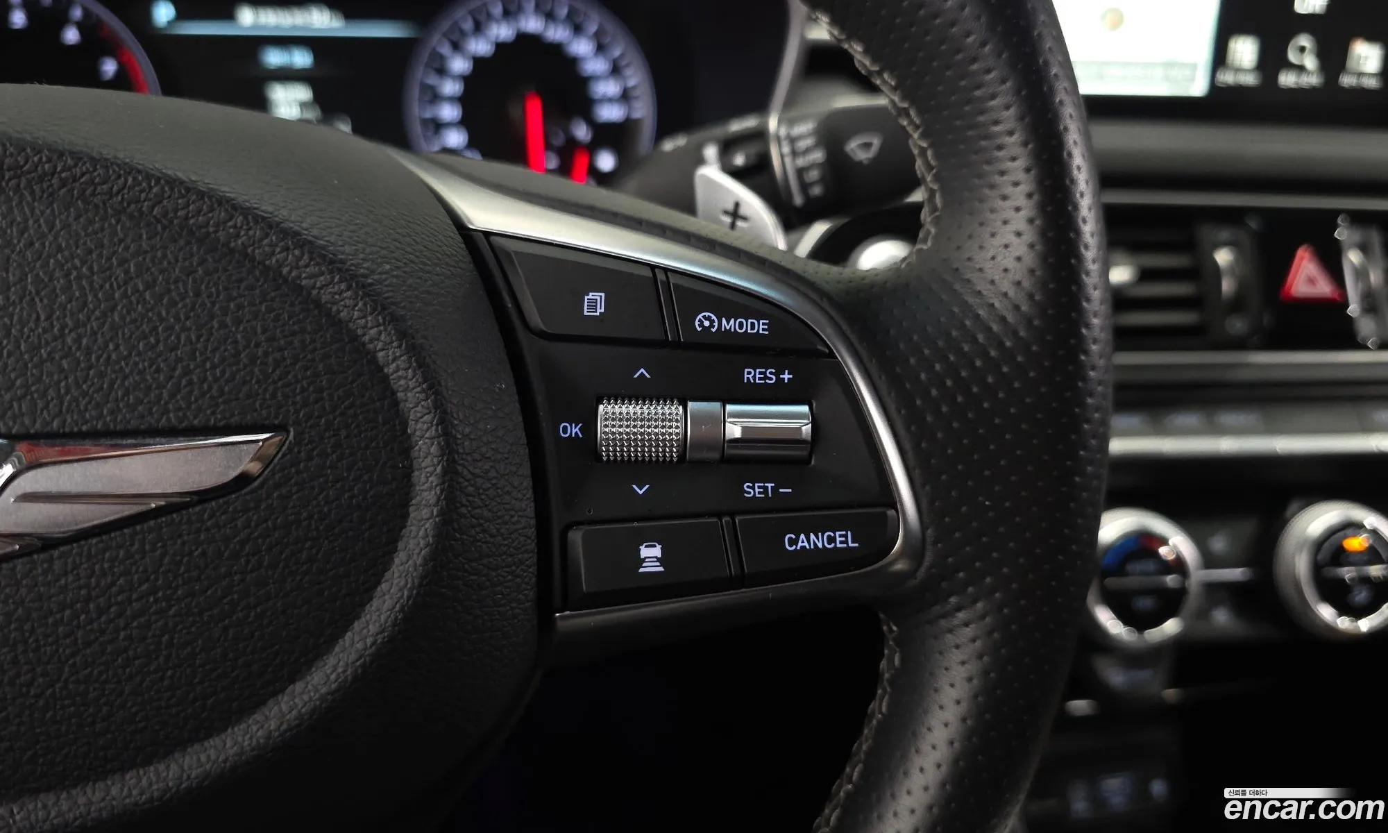Genesis G70 2020 — 15