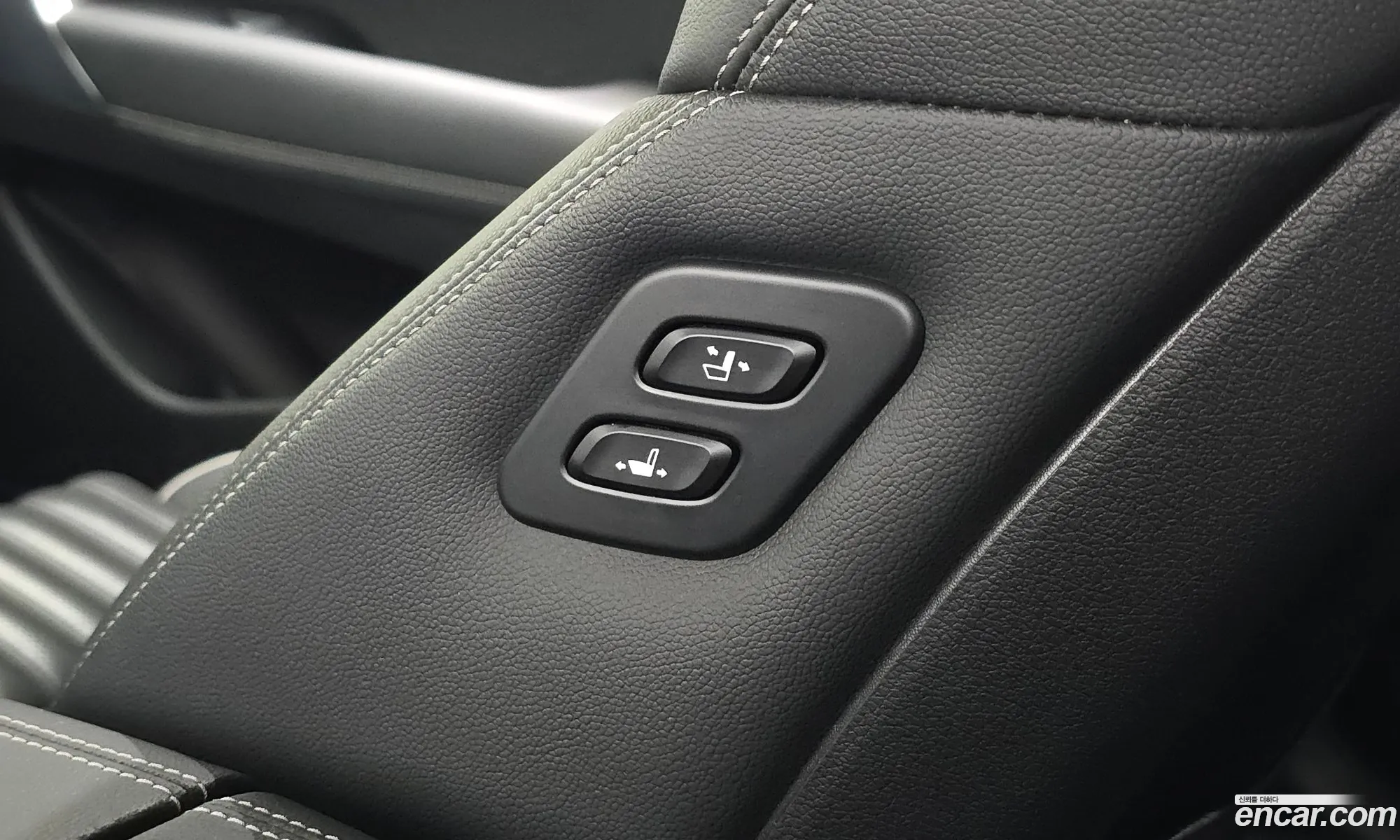 Genesis G70 2020 — 5