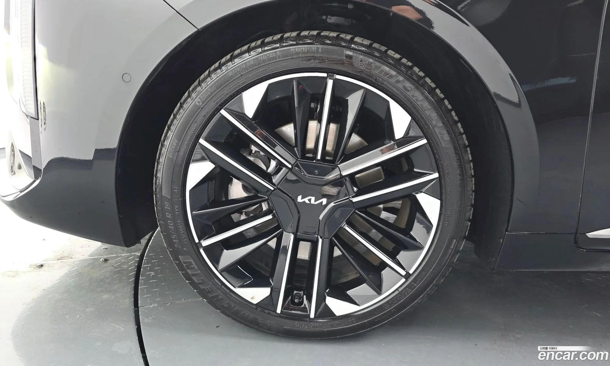 Kia K8 2024 — 10