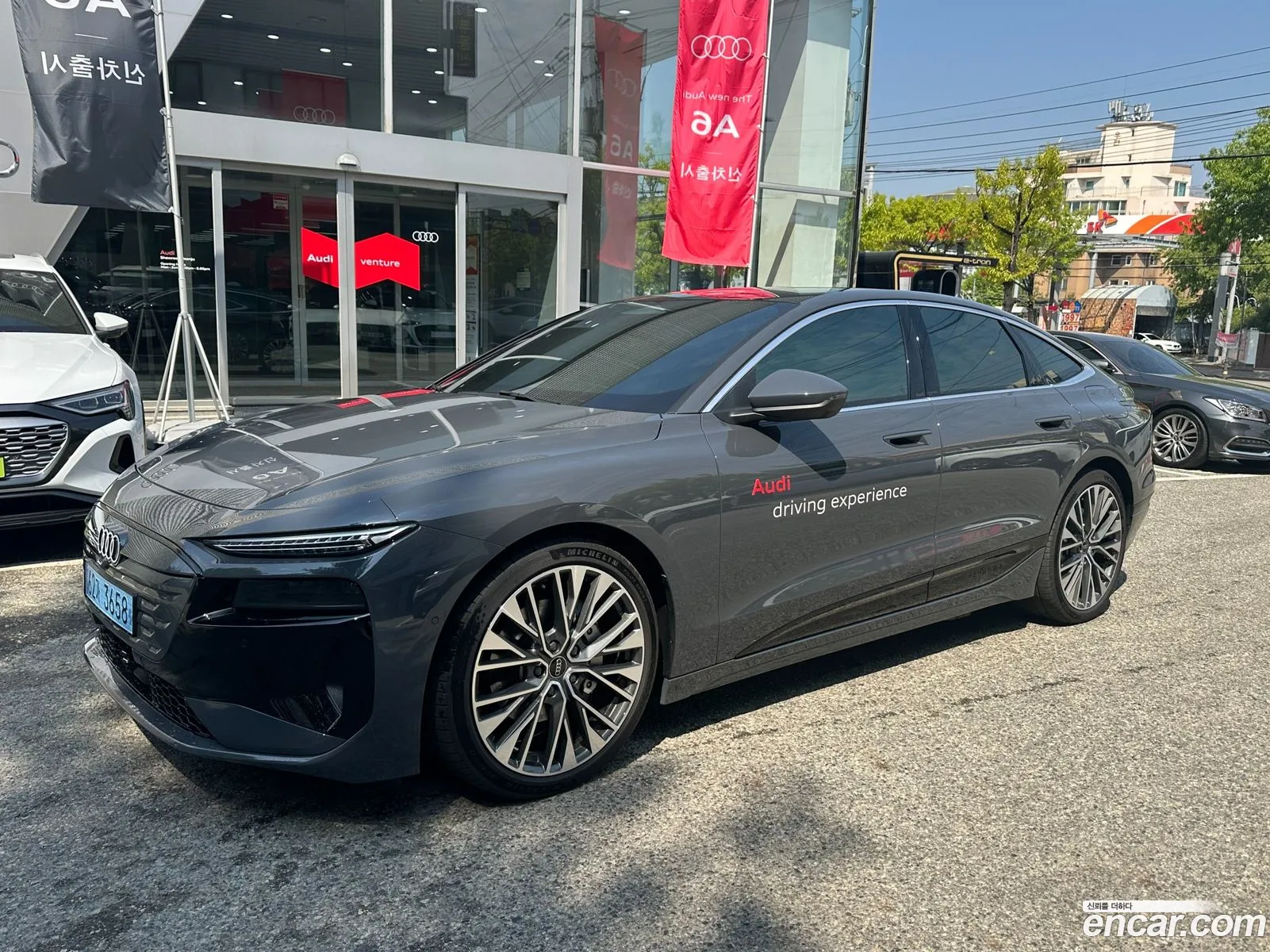 Audi A6 e-tron 2025 — 12