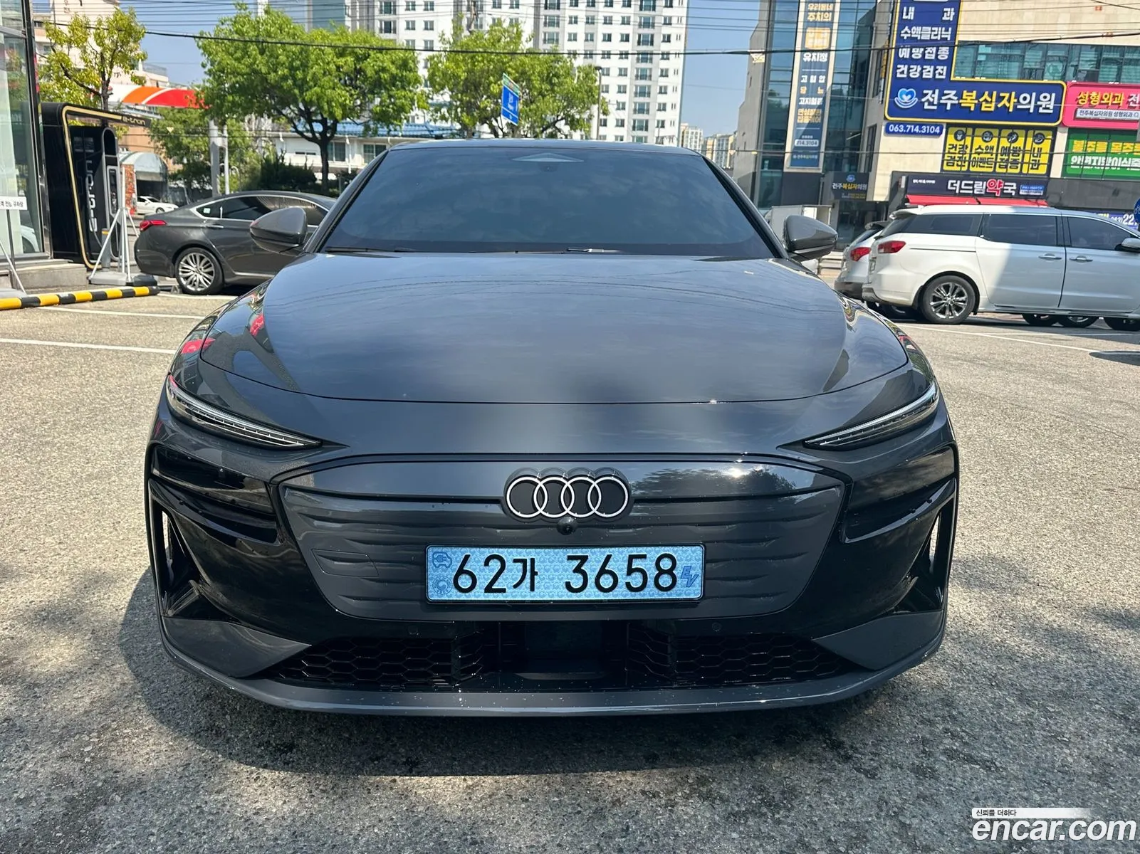 Audi A6 e-tron 2025 — 18