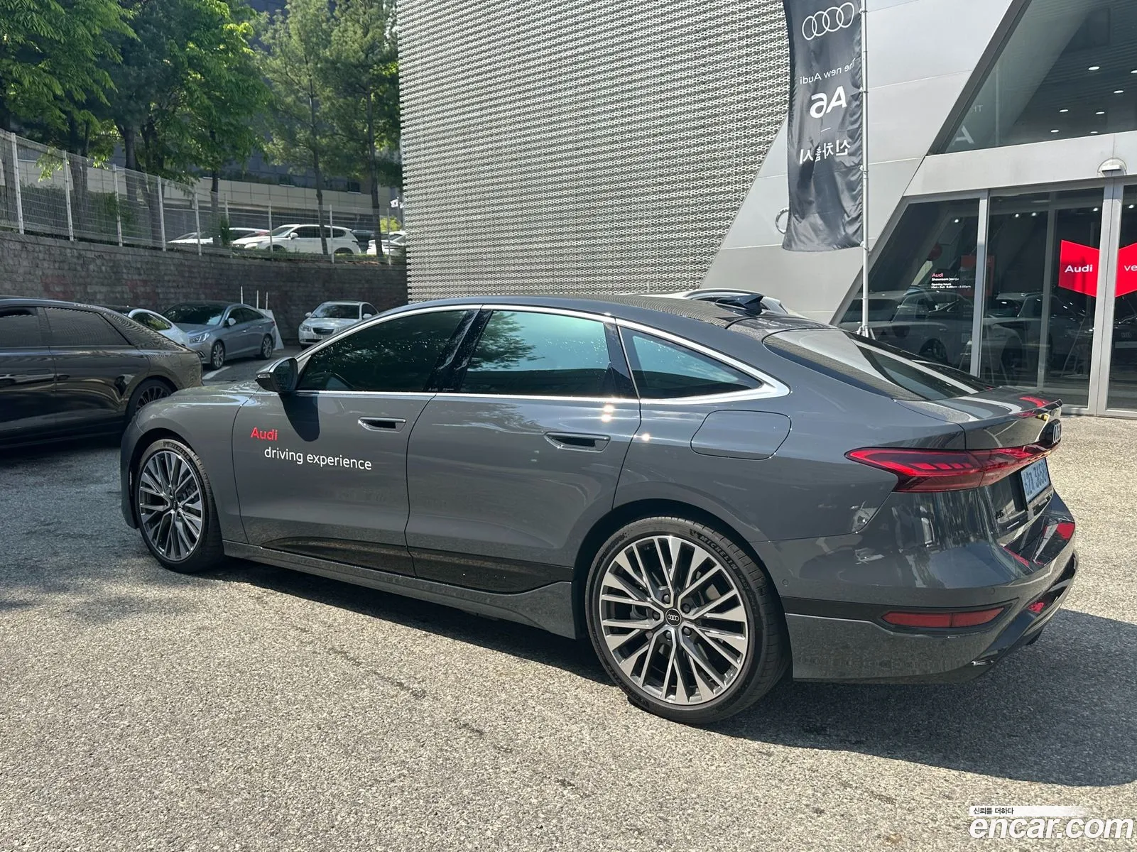 Audi A6 e-tron 2025 — 4