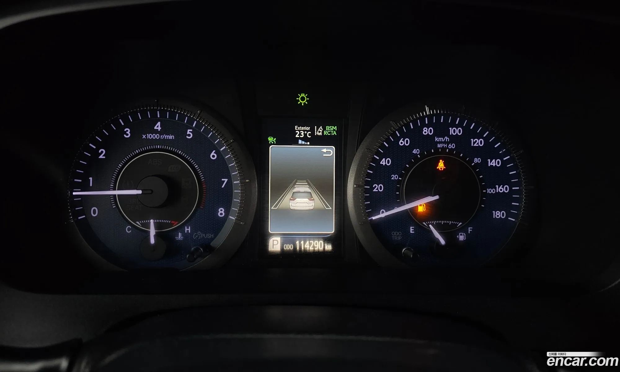 Toyota Sienna 2018 5TDDZ3DC4JS208779 — 3