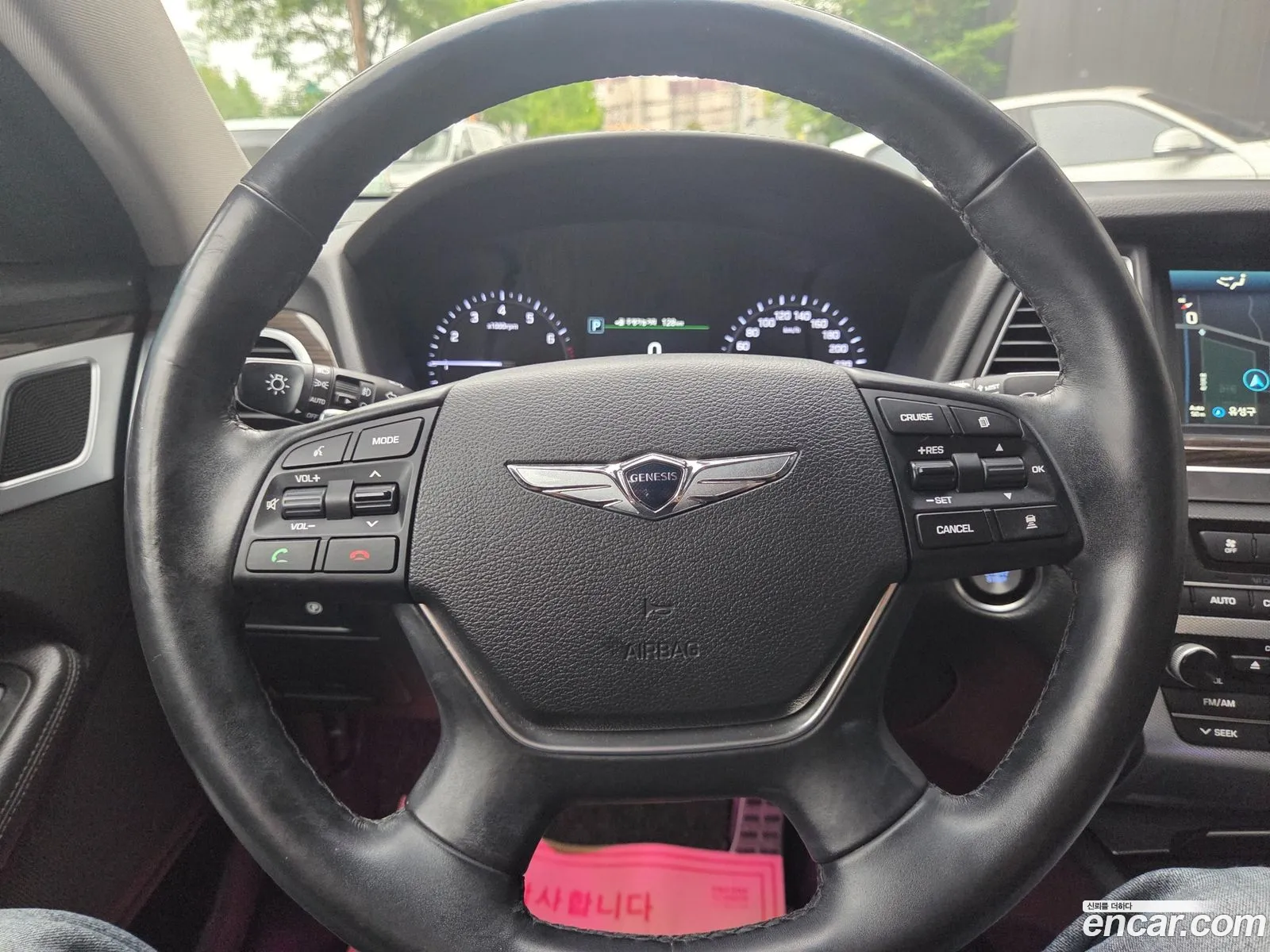 Genesis G80 2017 — 10