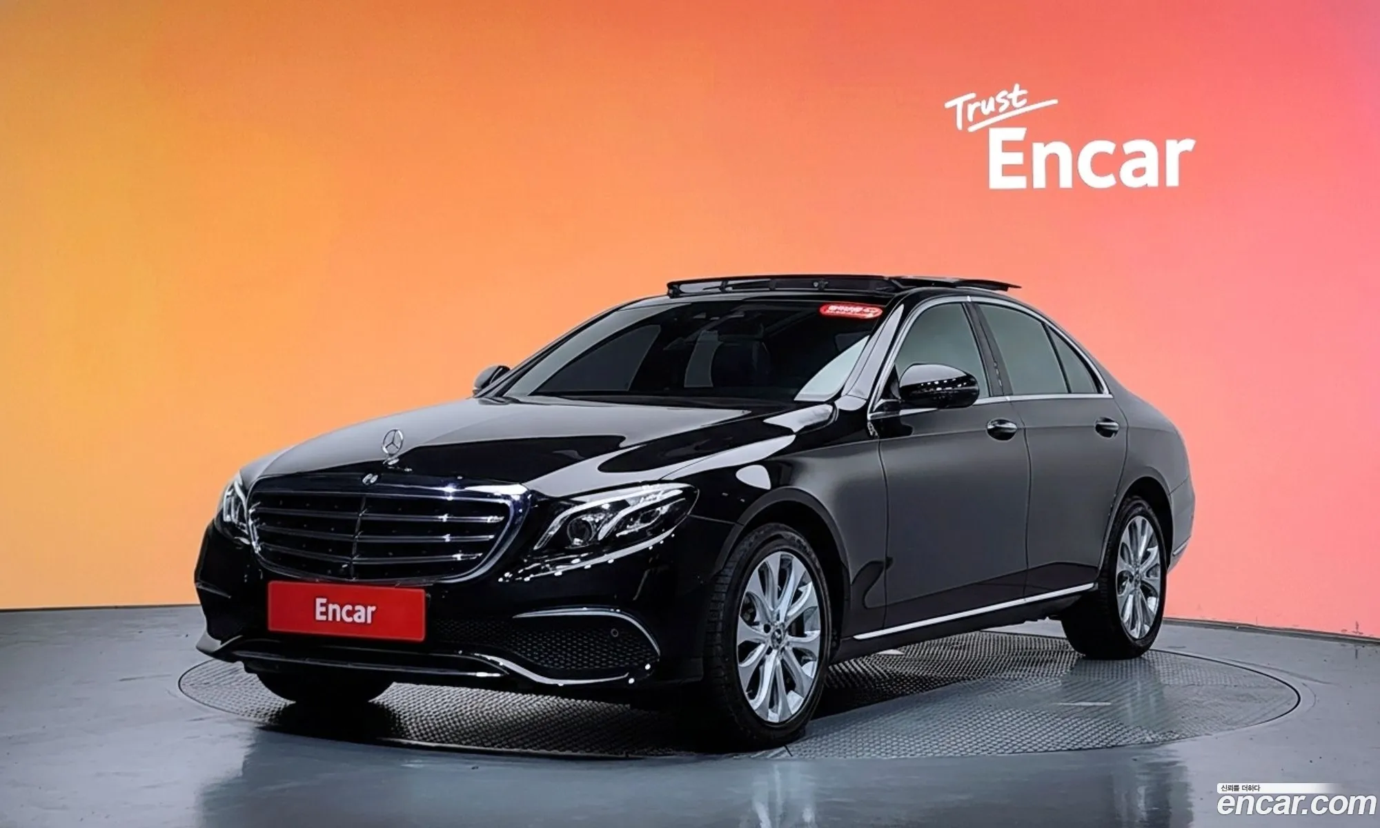 Mercedes-Benz E-Class W213 2019 WDDZF4KB8KA690451 — 10