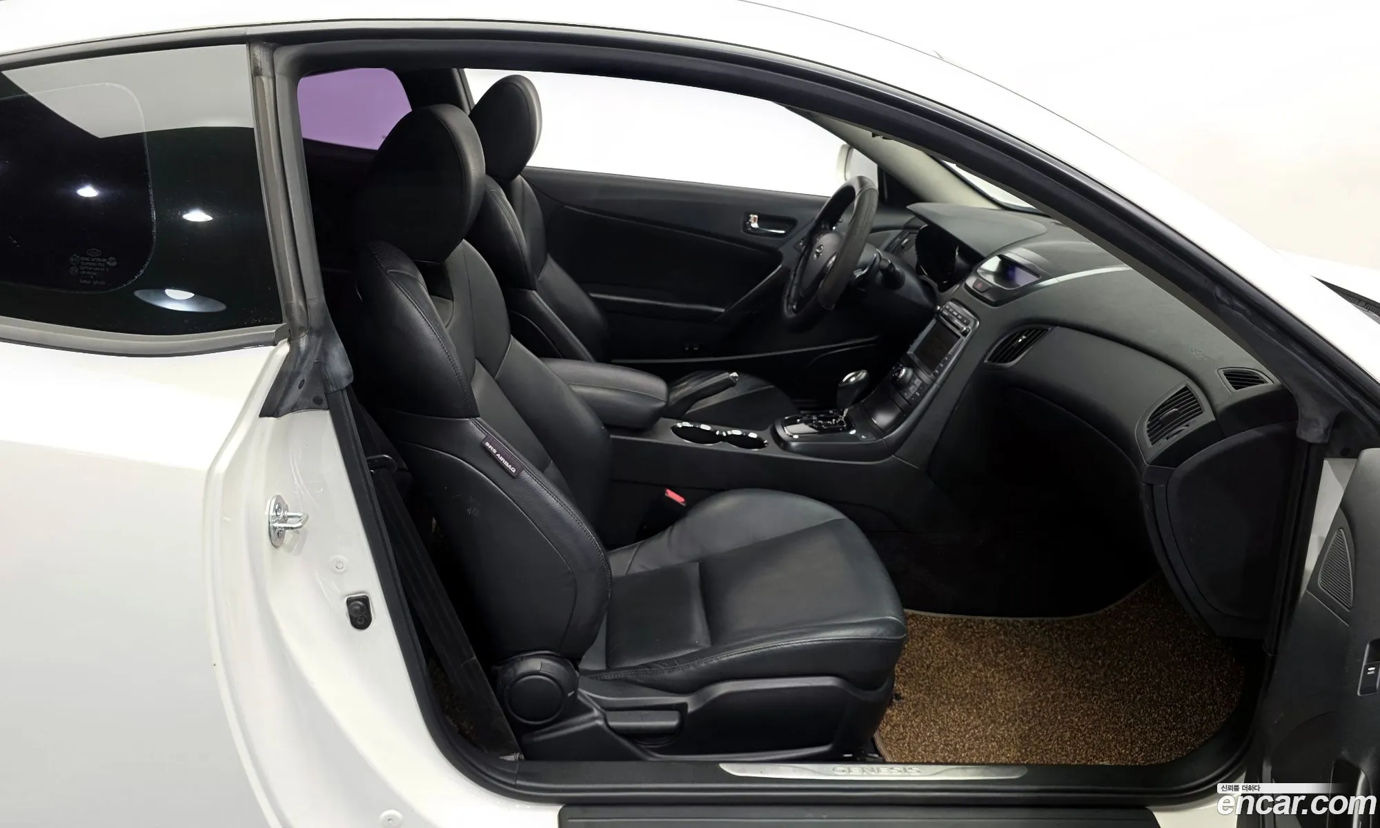 Hyundai Genesis Coupe