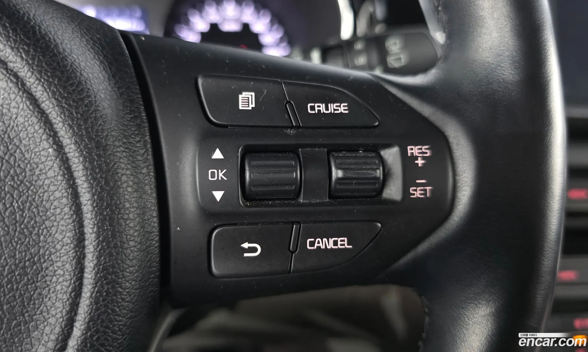 Kia Carnival 2017 KNAMB81ABJS379237 — 24