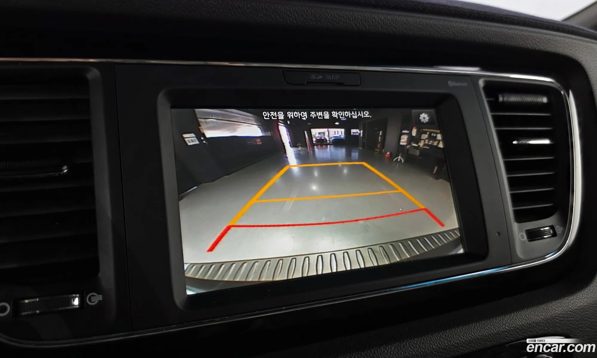 Kia Carnival 2017 KNAMB81ABJS379237 — 25