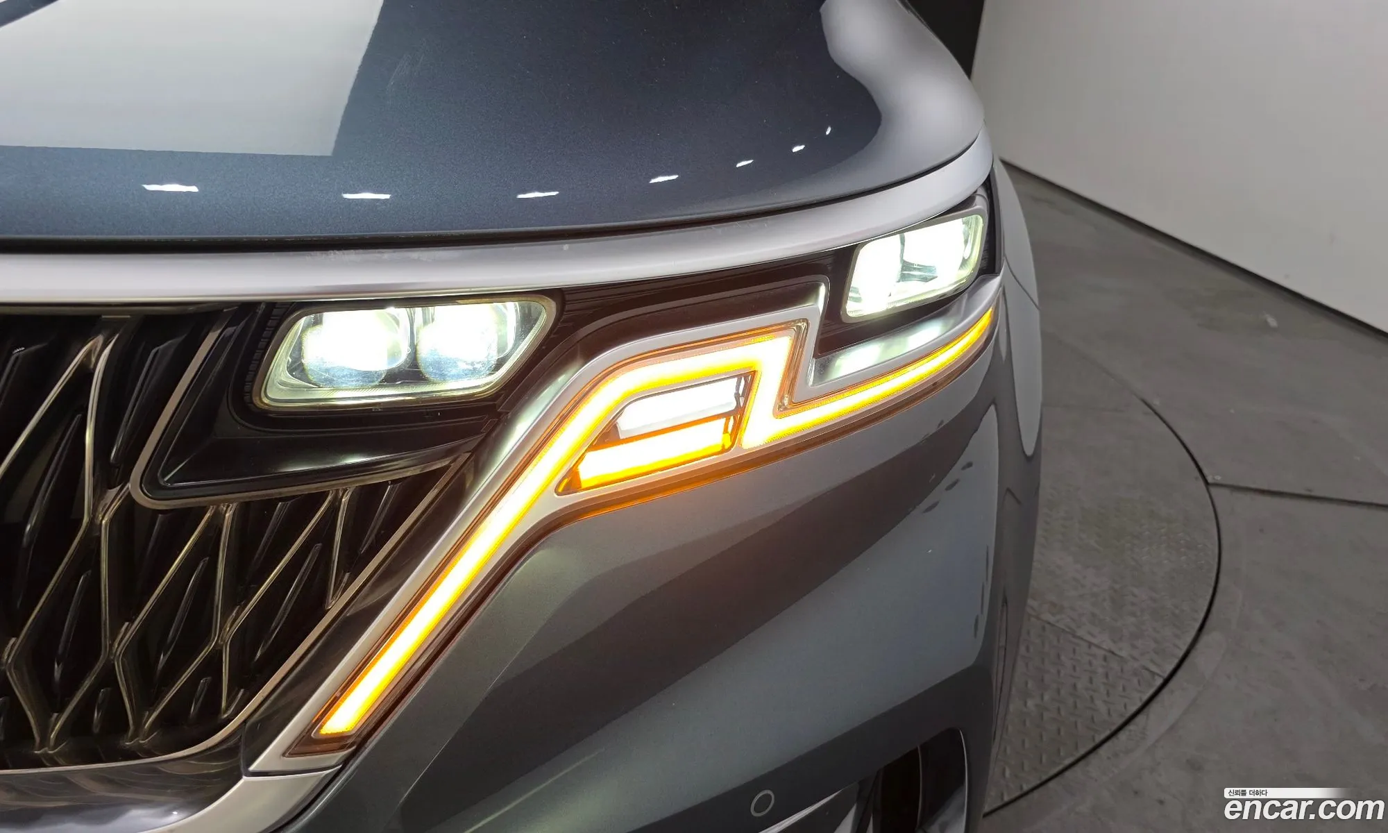 Kia Carnival 2021 — 30