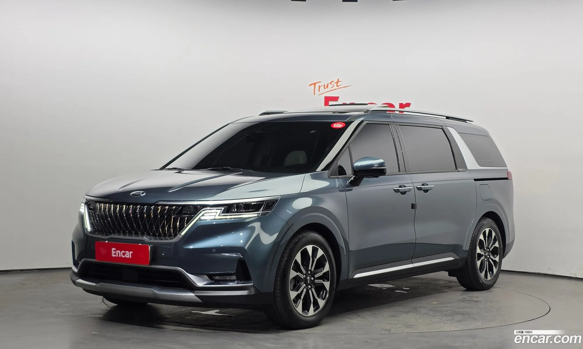 Kia Carnival 2021 — 23