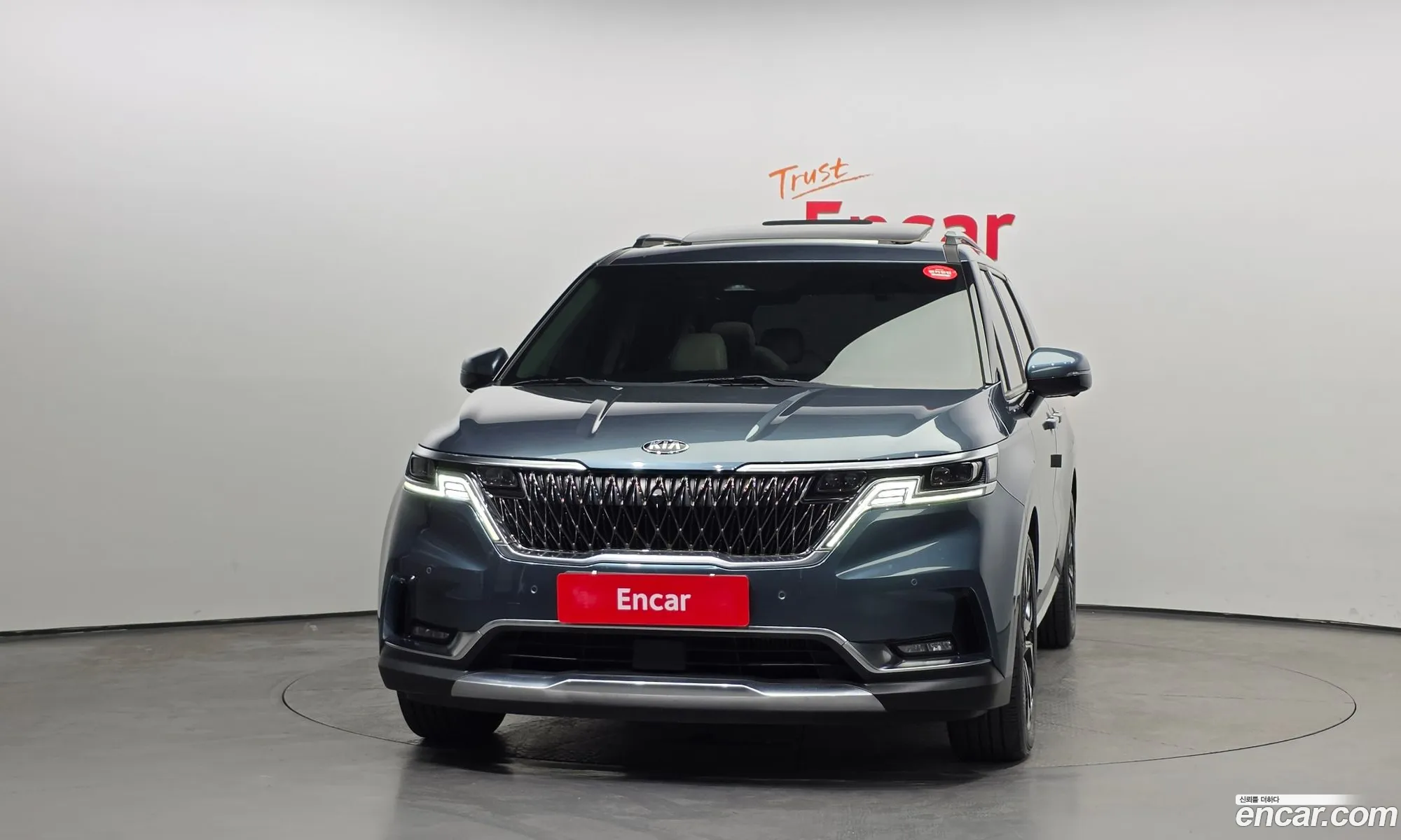 Kia Carnival 2021 — 31