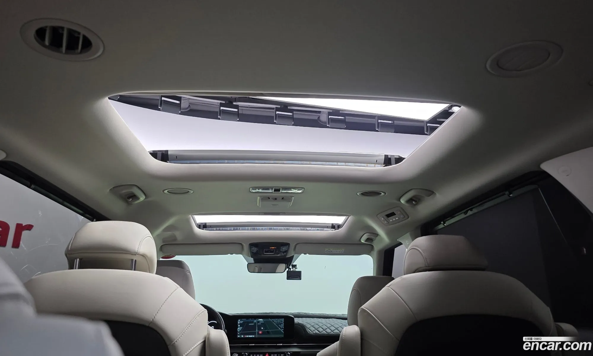 Kia Carnival 2021 — 18