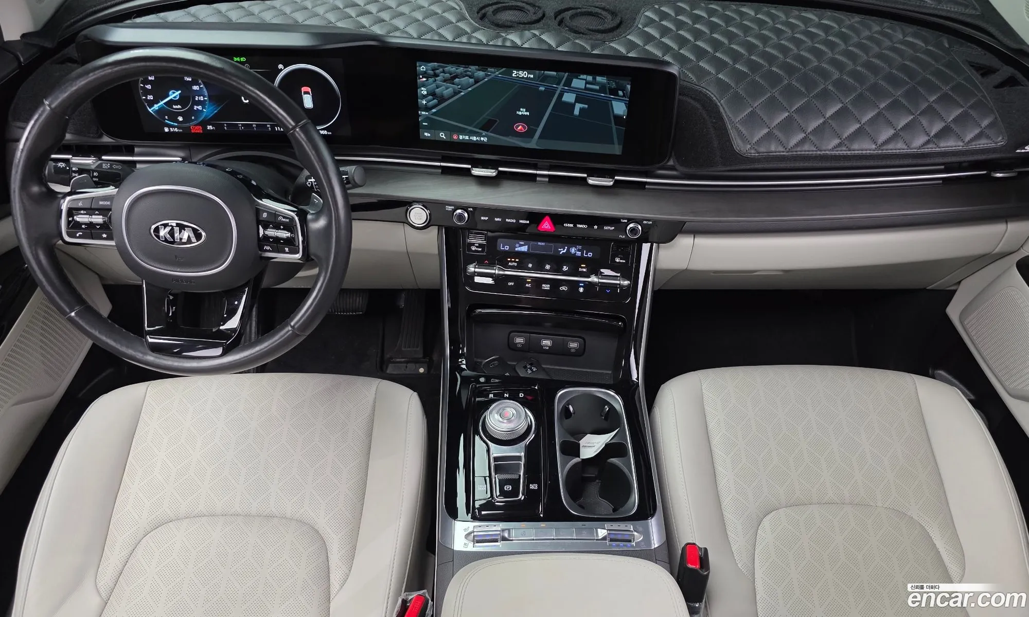Kia Carnival 2021 — 25