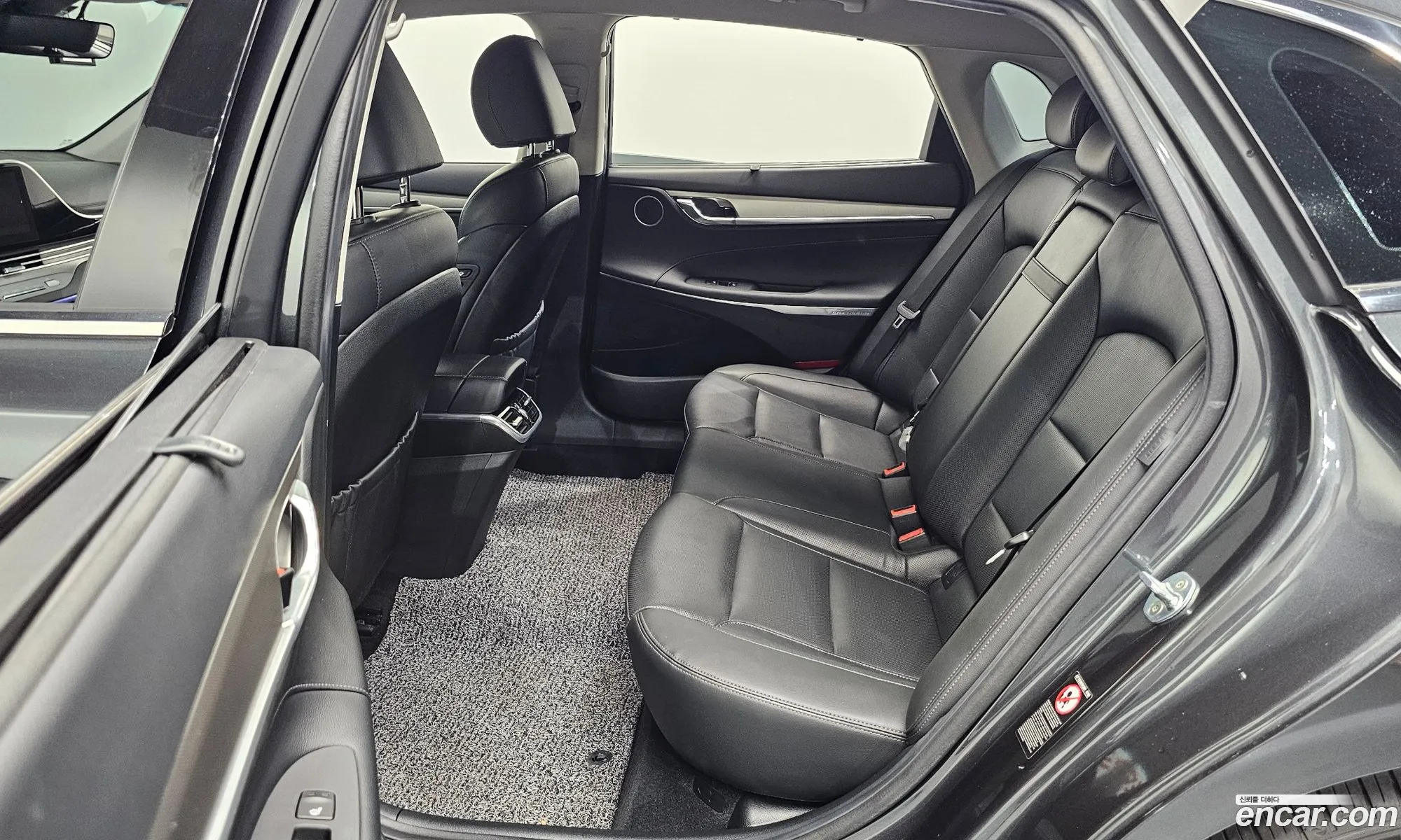 Hyundai Grandeur IG 2020 — 23