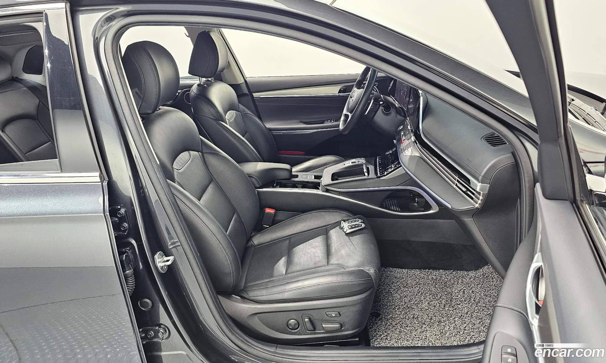 Hyundai Grandeur IG 2020 — 24