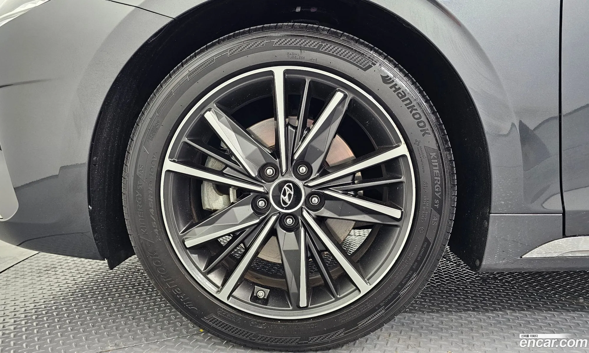 Hyundai Grandeur IG 2020 — 29