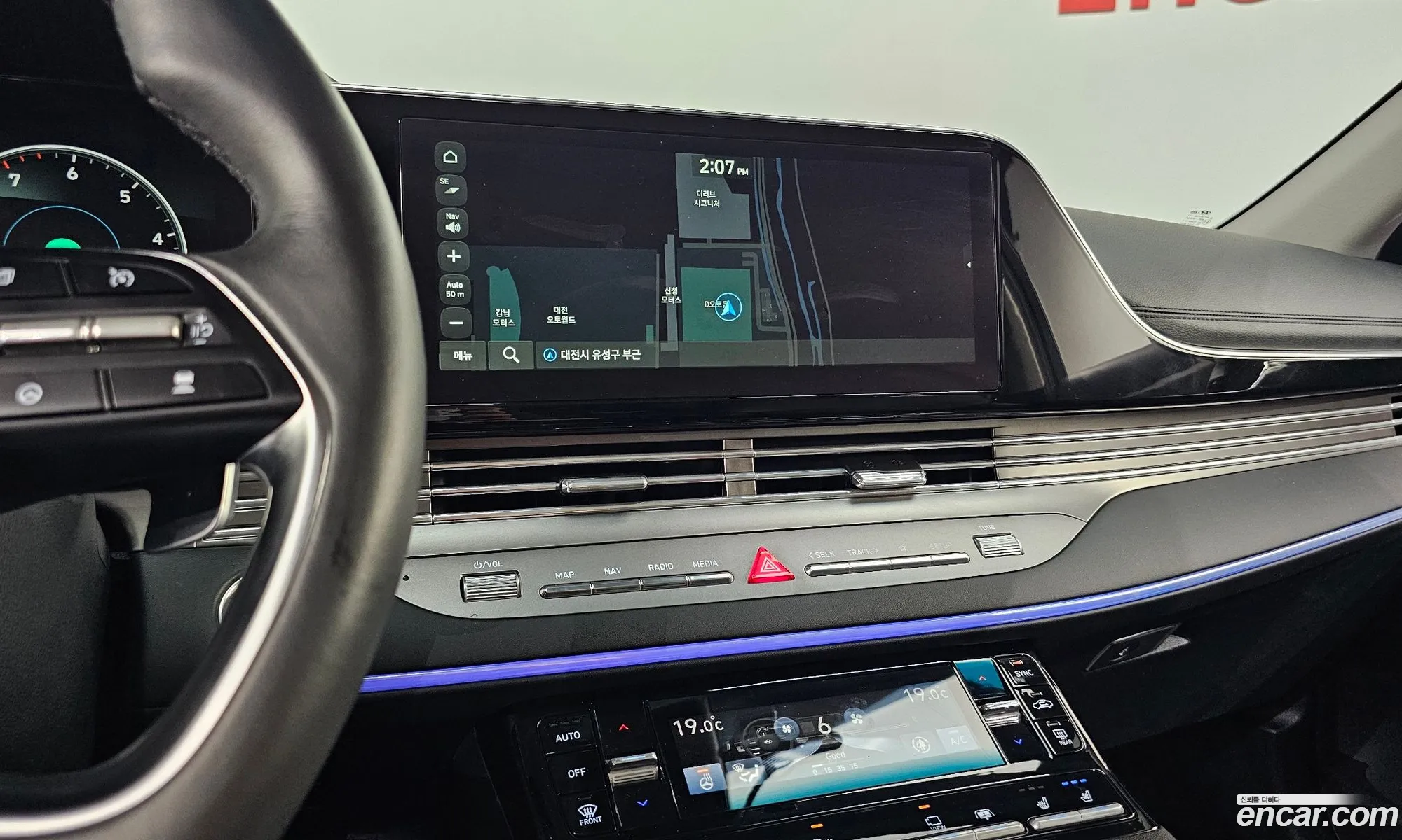 Hyundai Grandeur IG 2020 — 28
