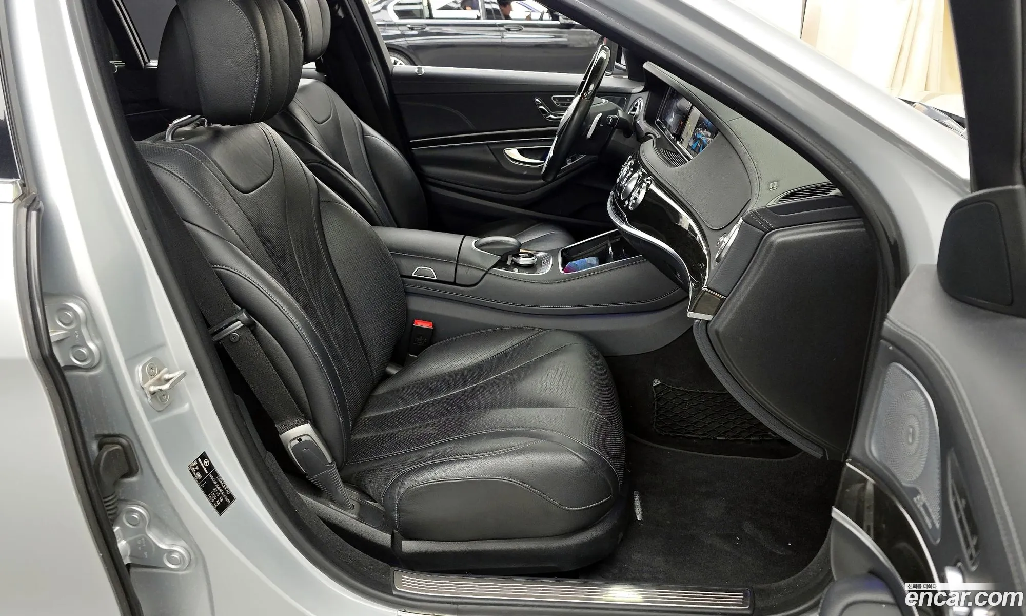 Mercedes-Benz S-Class W222 2015 WDDUF3DB4FA150859 — 14