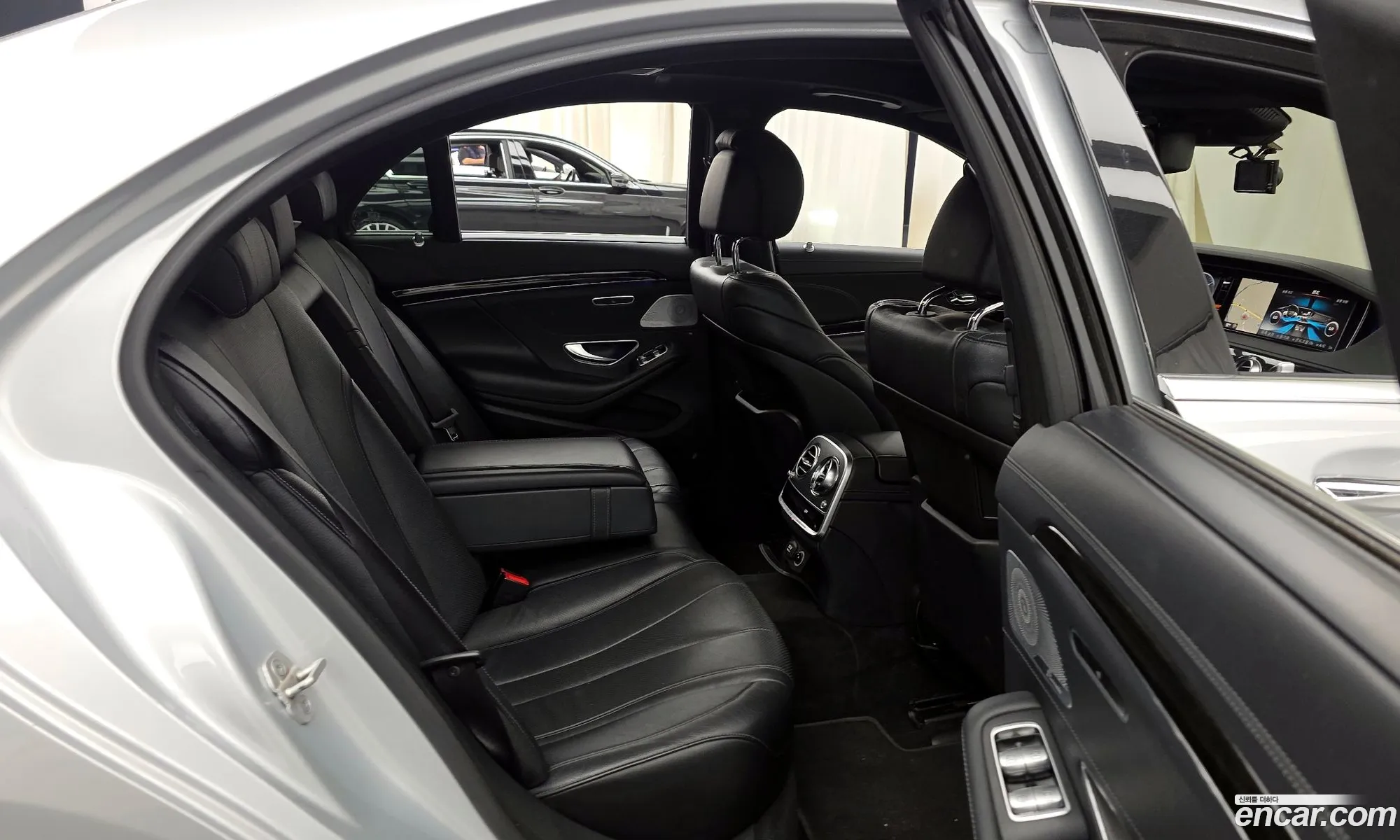 Mercedes-Benz S-Class W222 2015 WDDUF3DB4FA150859 — 6