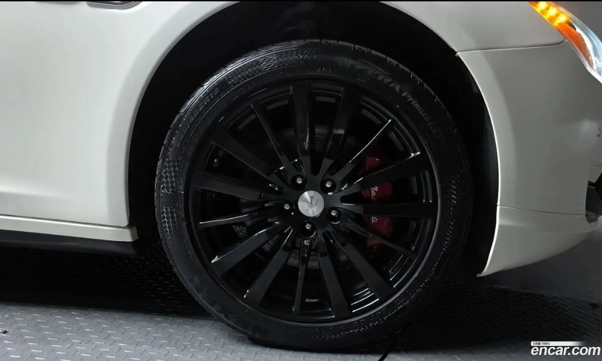 Maserati Quattroporte 2016 — 12