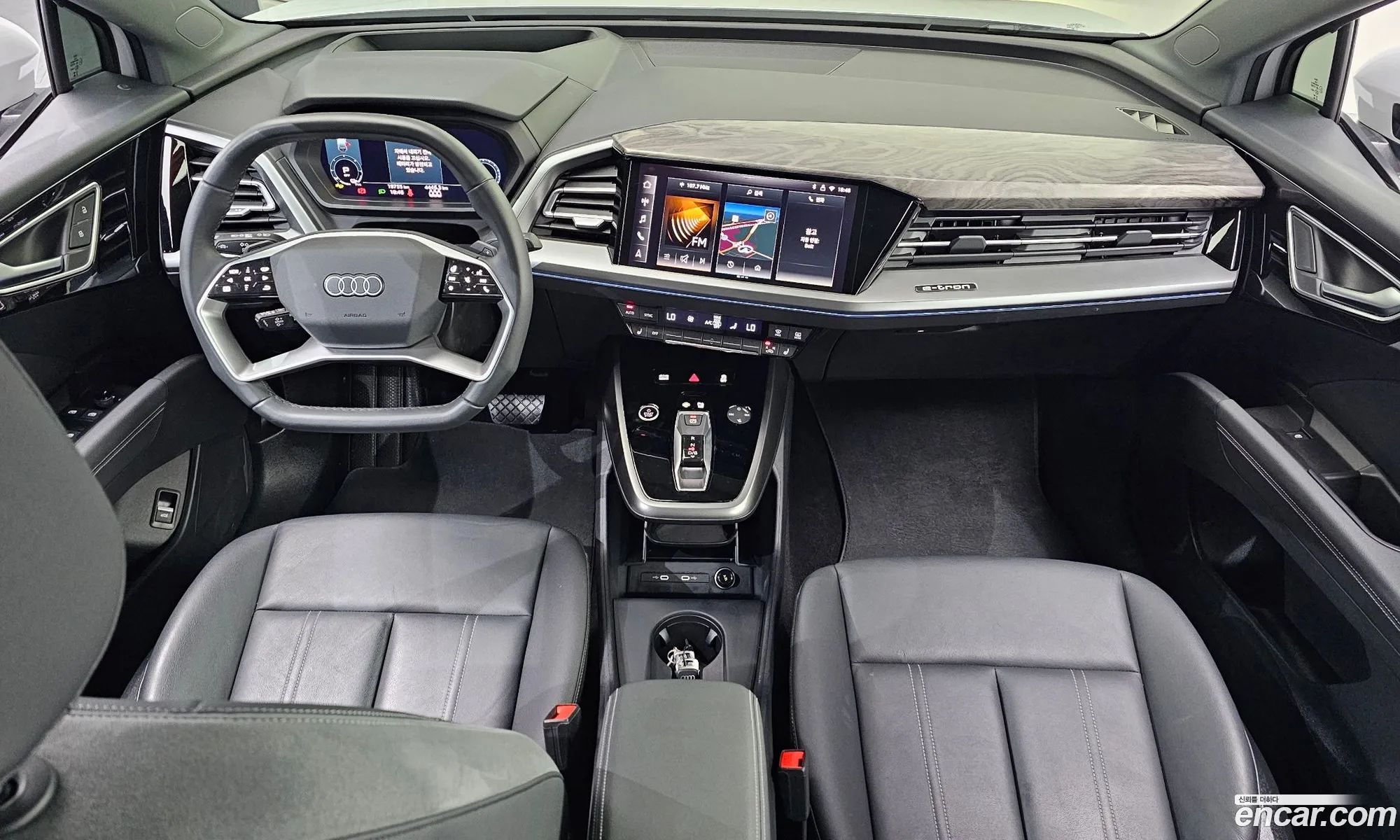 Audi Q4 e-tron 2025 — 23
