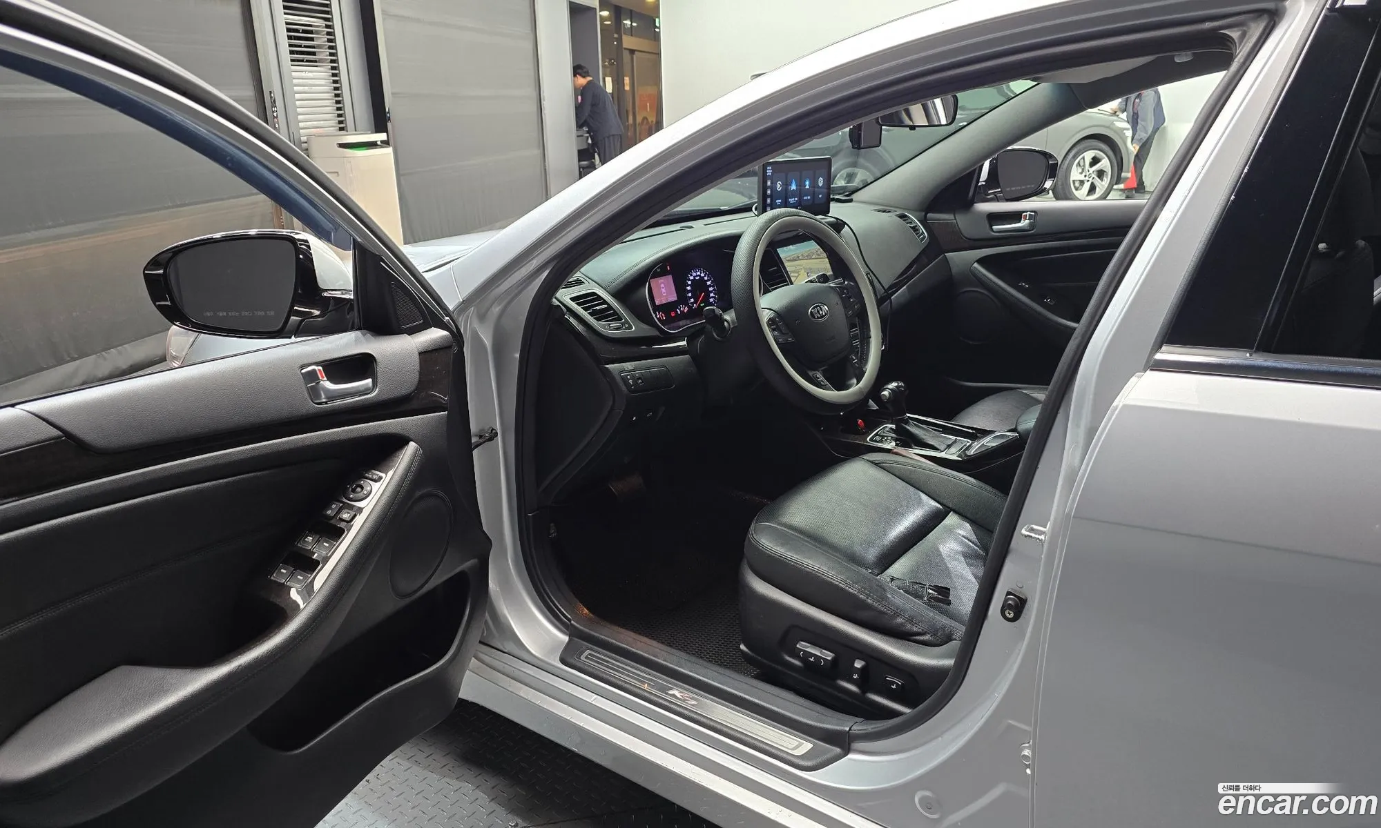 Kia K7 2013 — 10