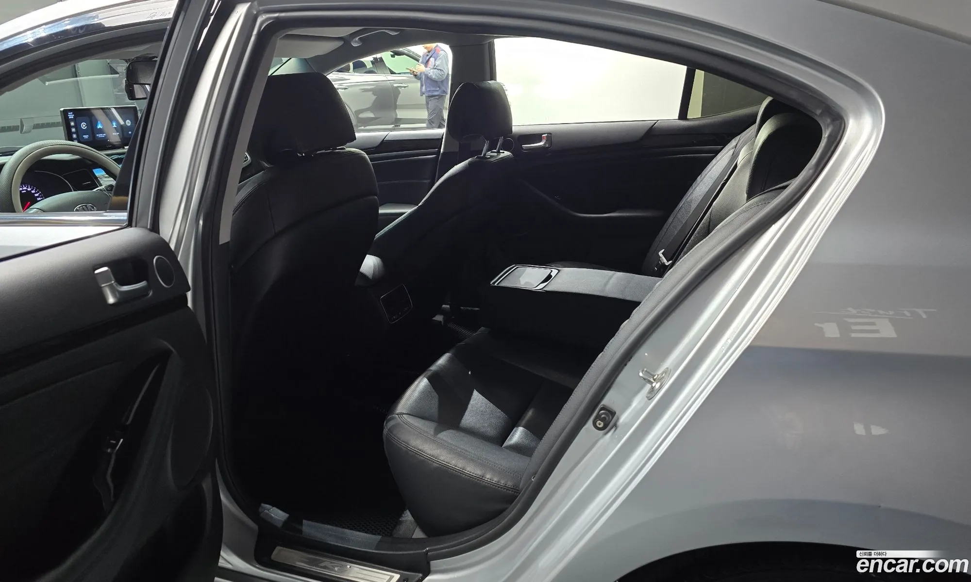 Kia K7 2013 — 18