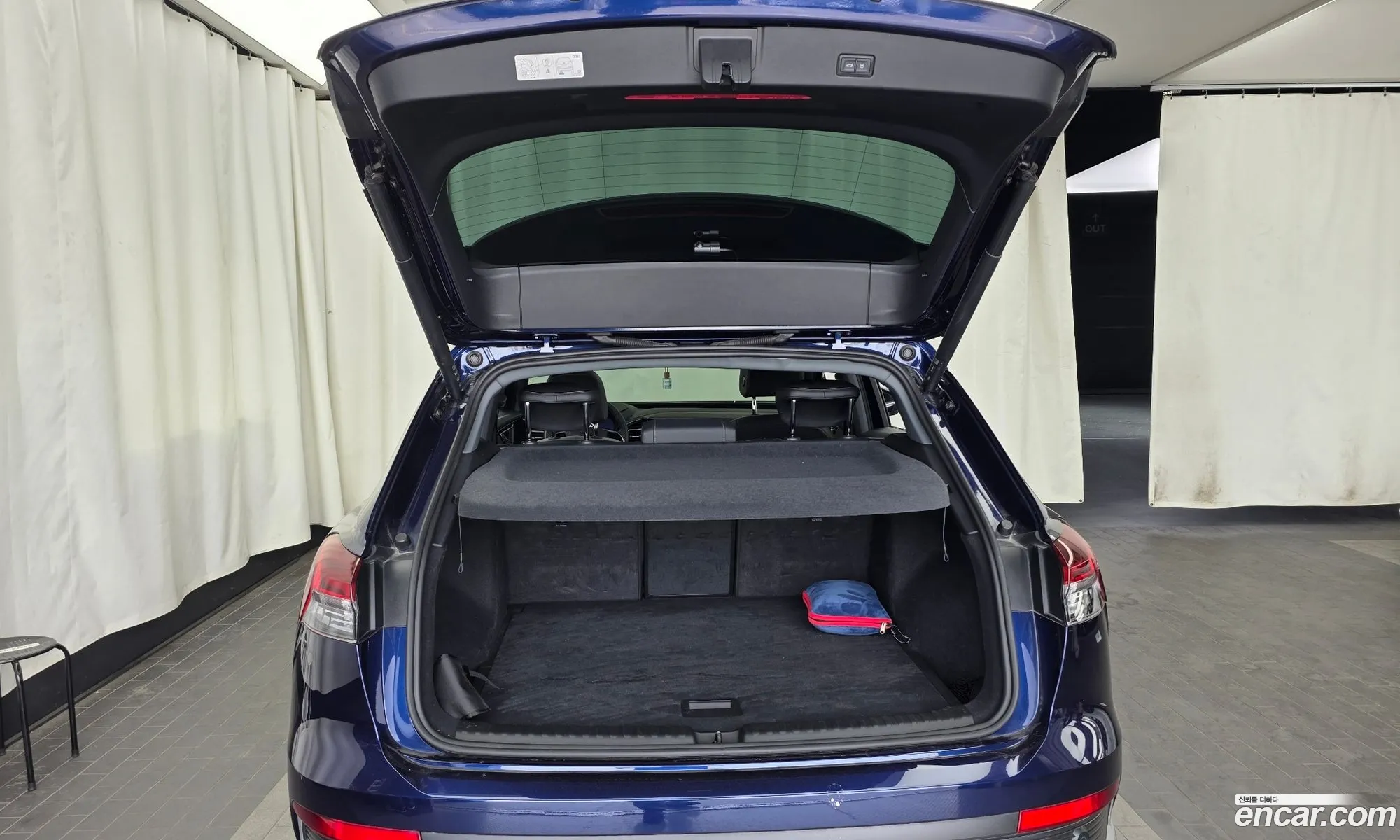 Audi Q4 e-tron 2025 — 5