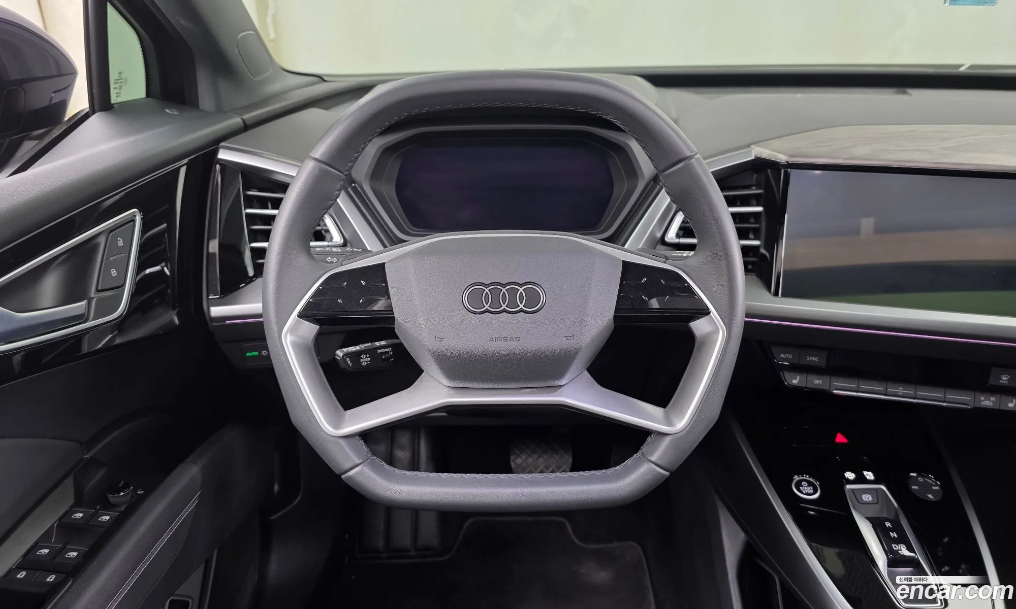 Audi Q4 e-tron 2025 — 7