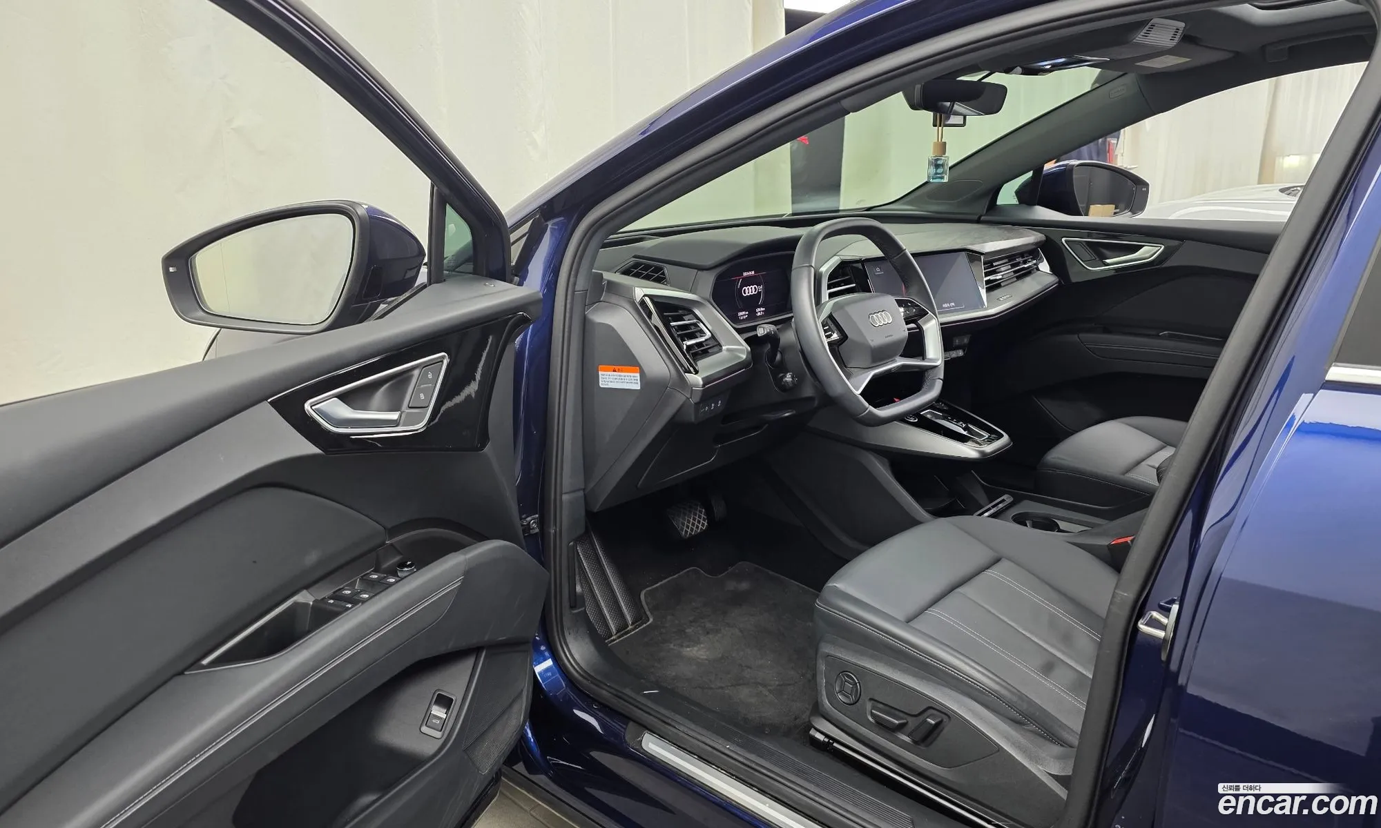 Audi Q4 e-tron 2025 — 20