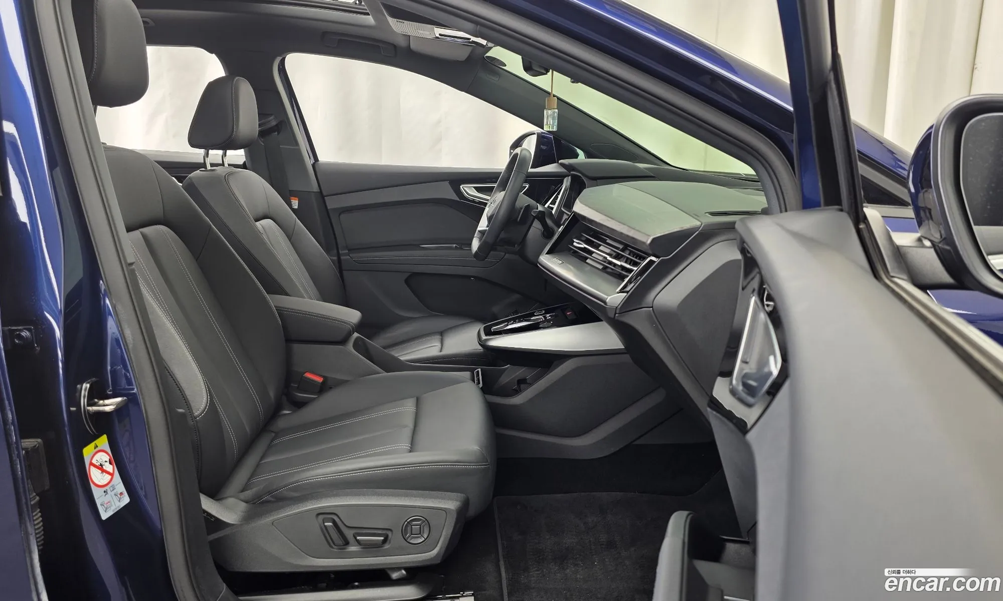 Audi Q4 e-tron 2025 — 19