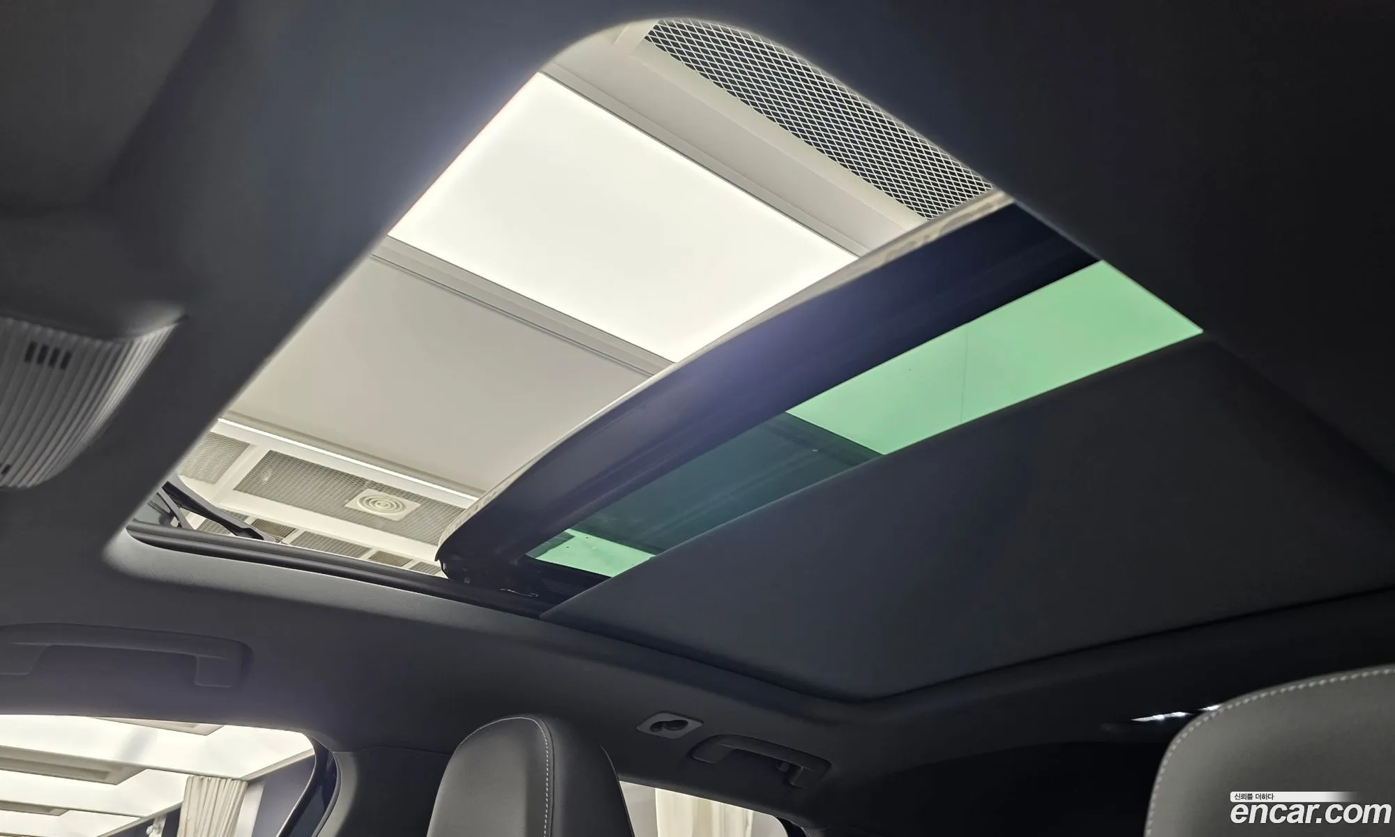 Audi Q4 e-tron 2025 — 9