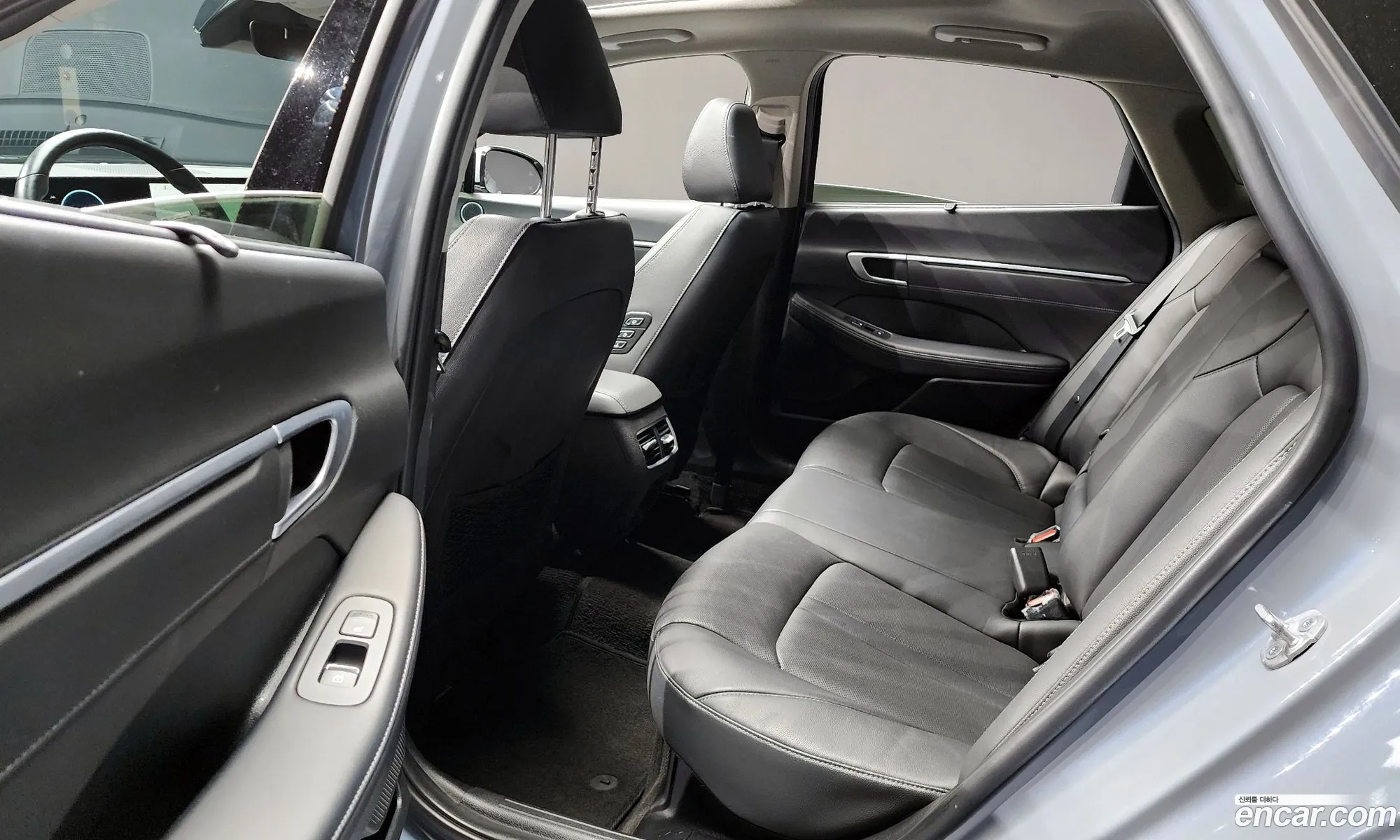 Hyundai Sonata the Edge Hybrid 2024 — 18