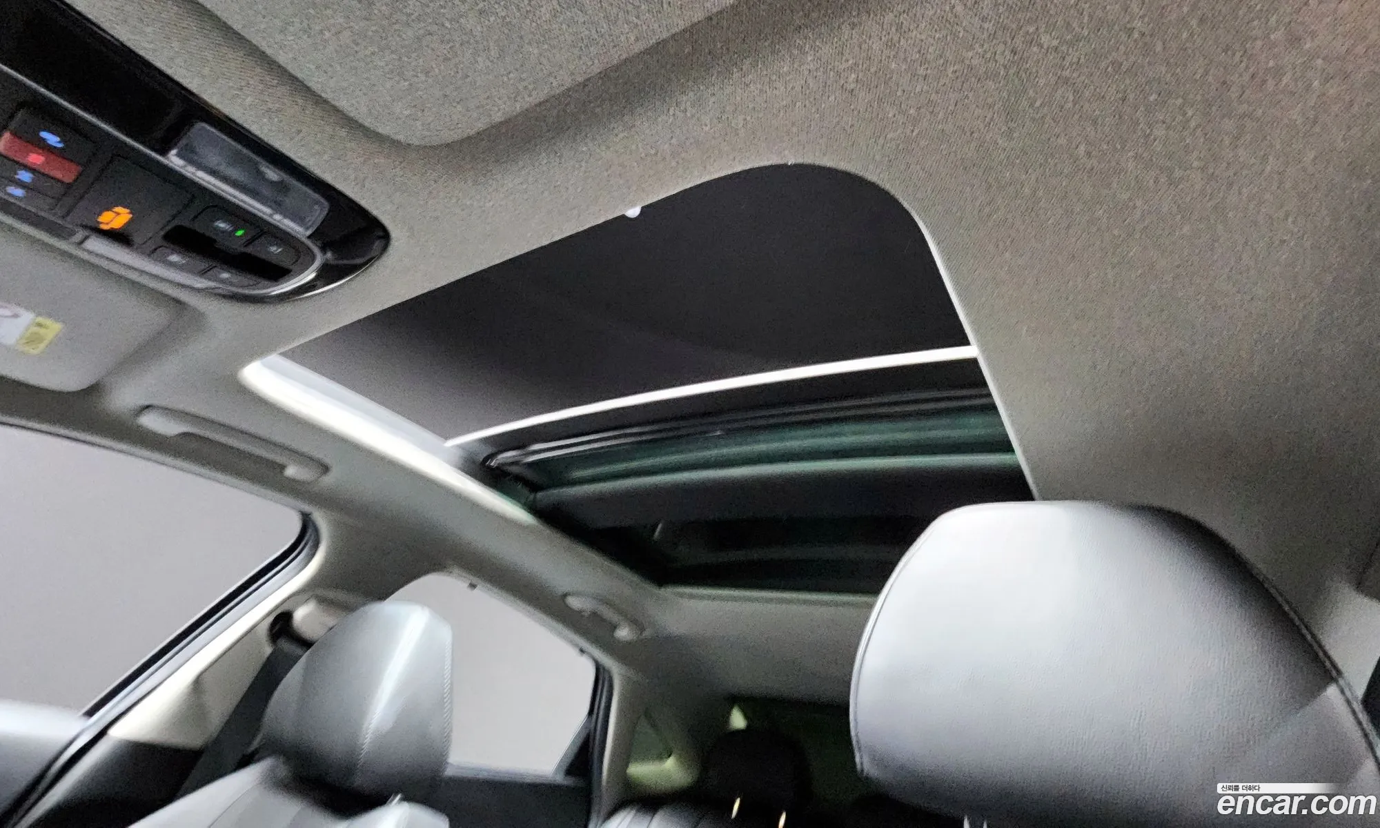 Hyundai Sonata the Edge Hybrid 2024 — 14
