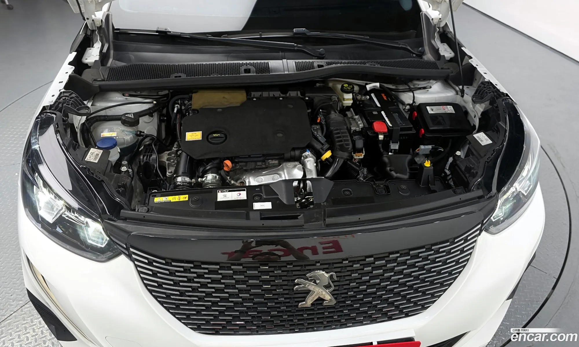 Peugeot 2008 2021 — 16