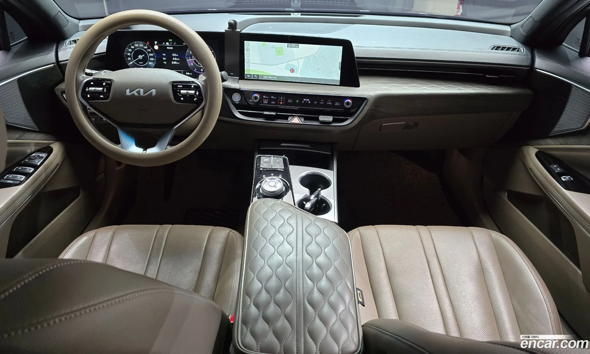 Kia K8 2022 KNAM241BBPA040213 — 18