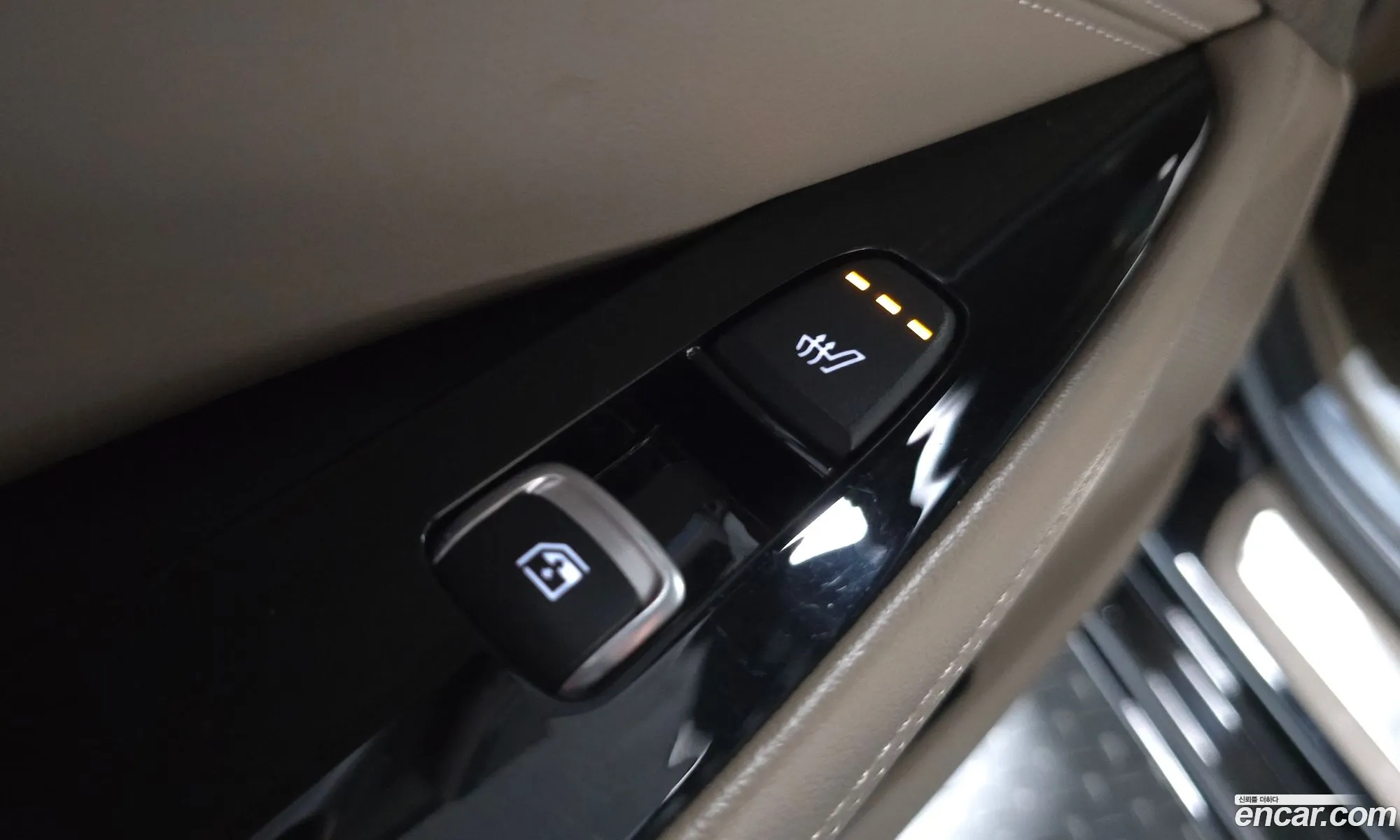 Kia K8 2022 KNAM241BBPA040213 — 17
