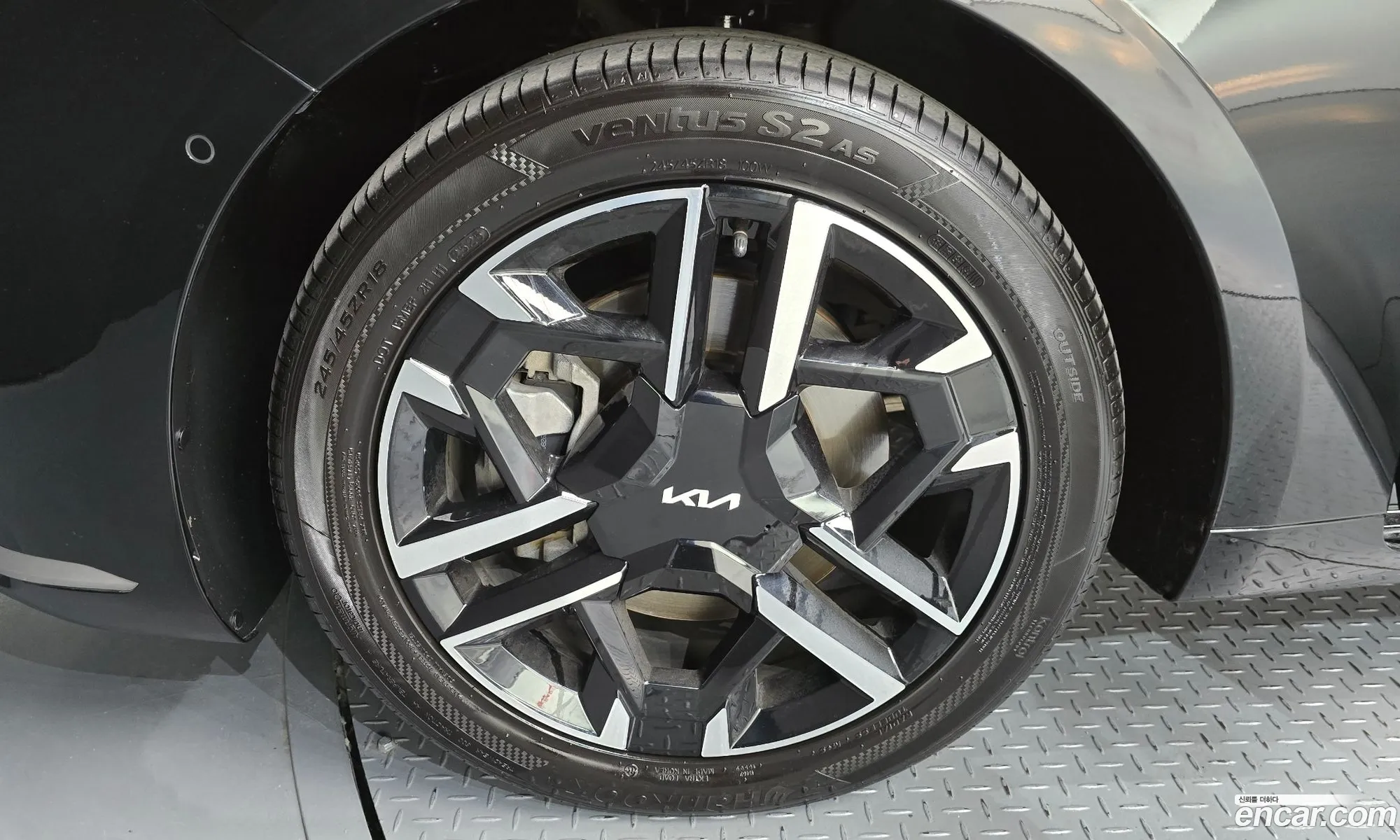 Kia K8 2022 KNAM241BBPA040213 — 5