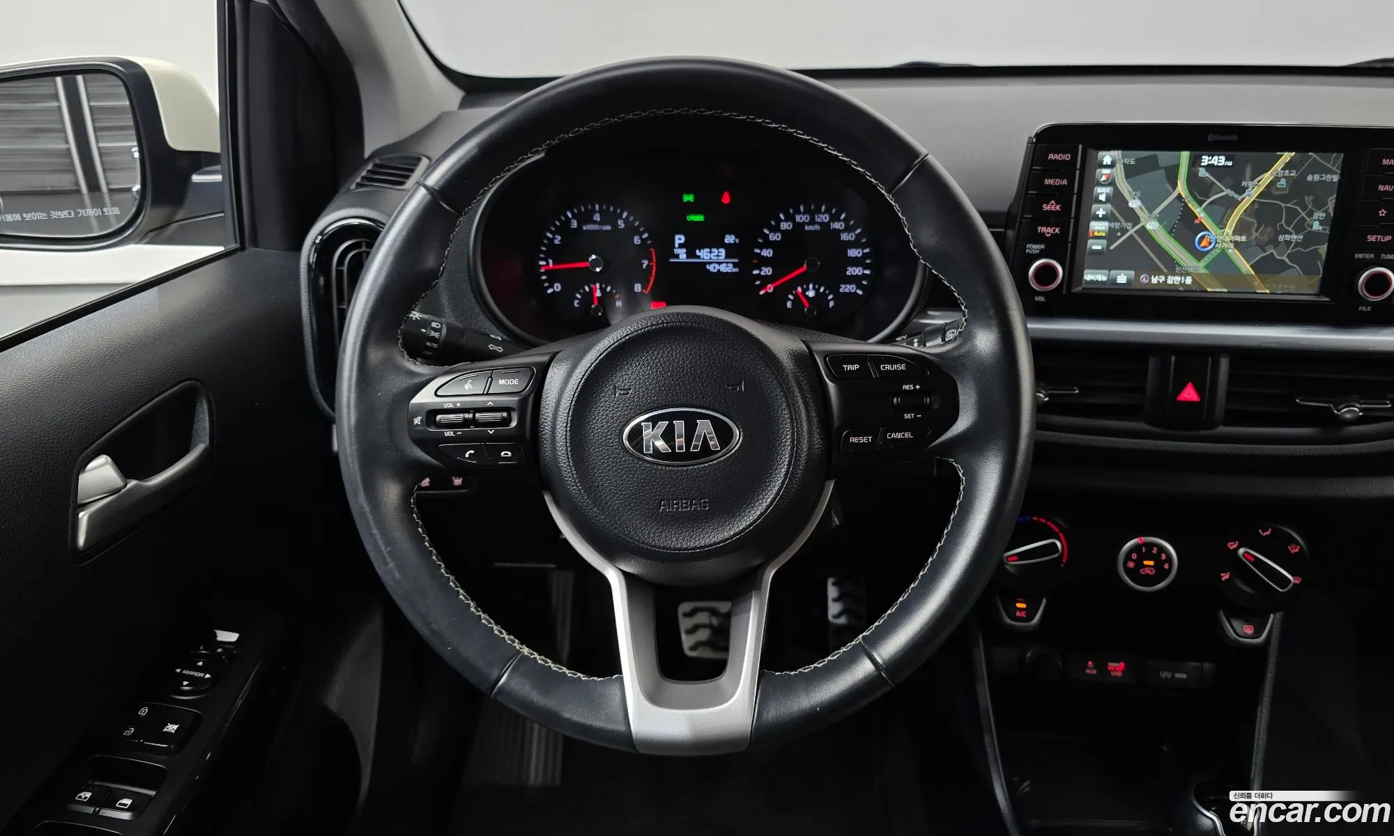 Kia Morning 2017 KNAB3511BHT179812 — 4