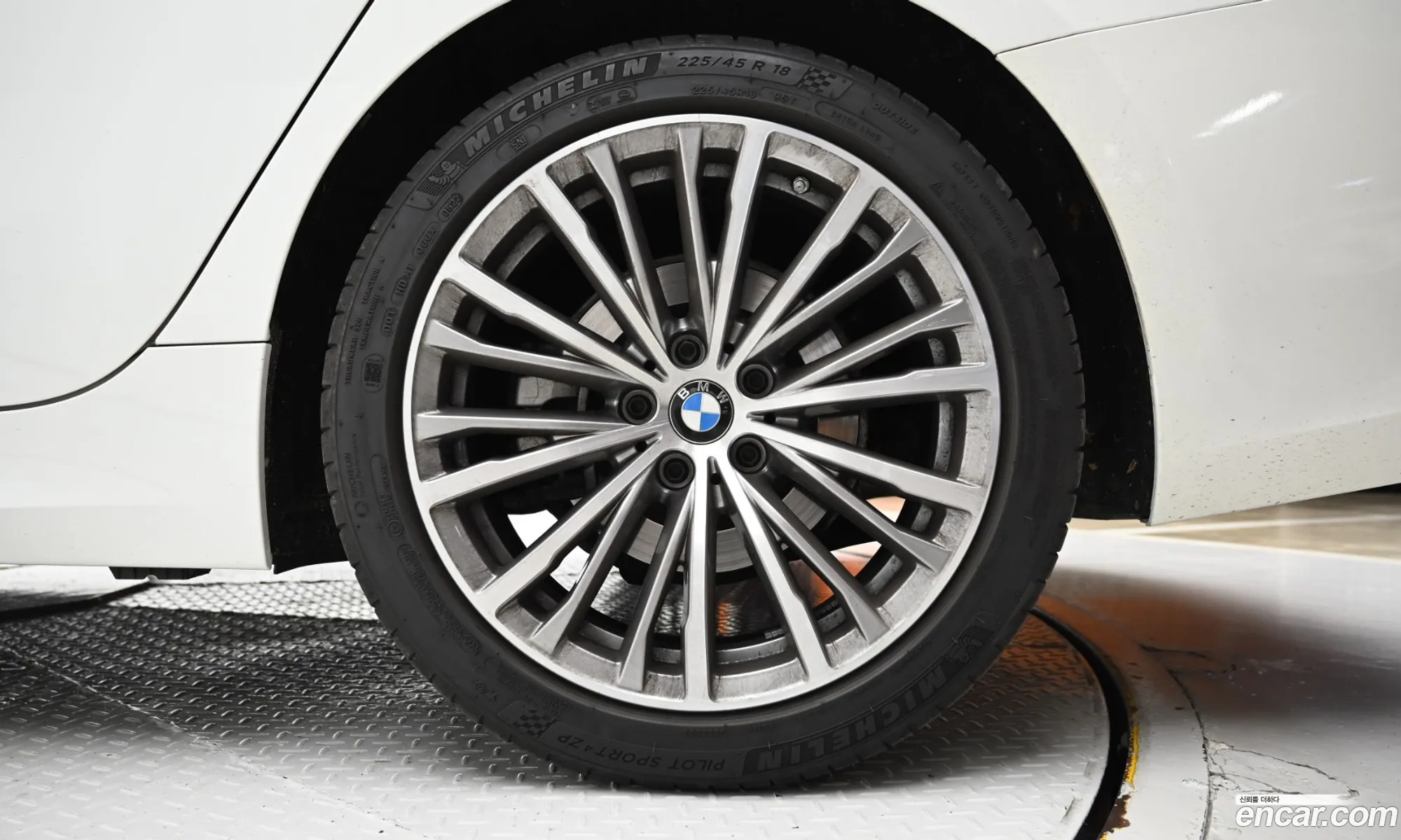 BMW 3 Series 2022 WBA5X5109NFM88427 — 8