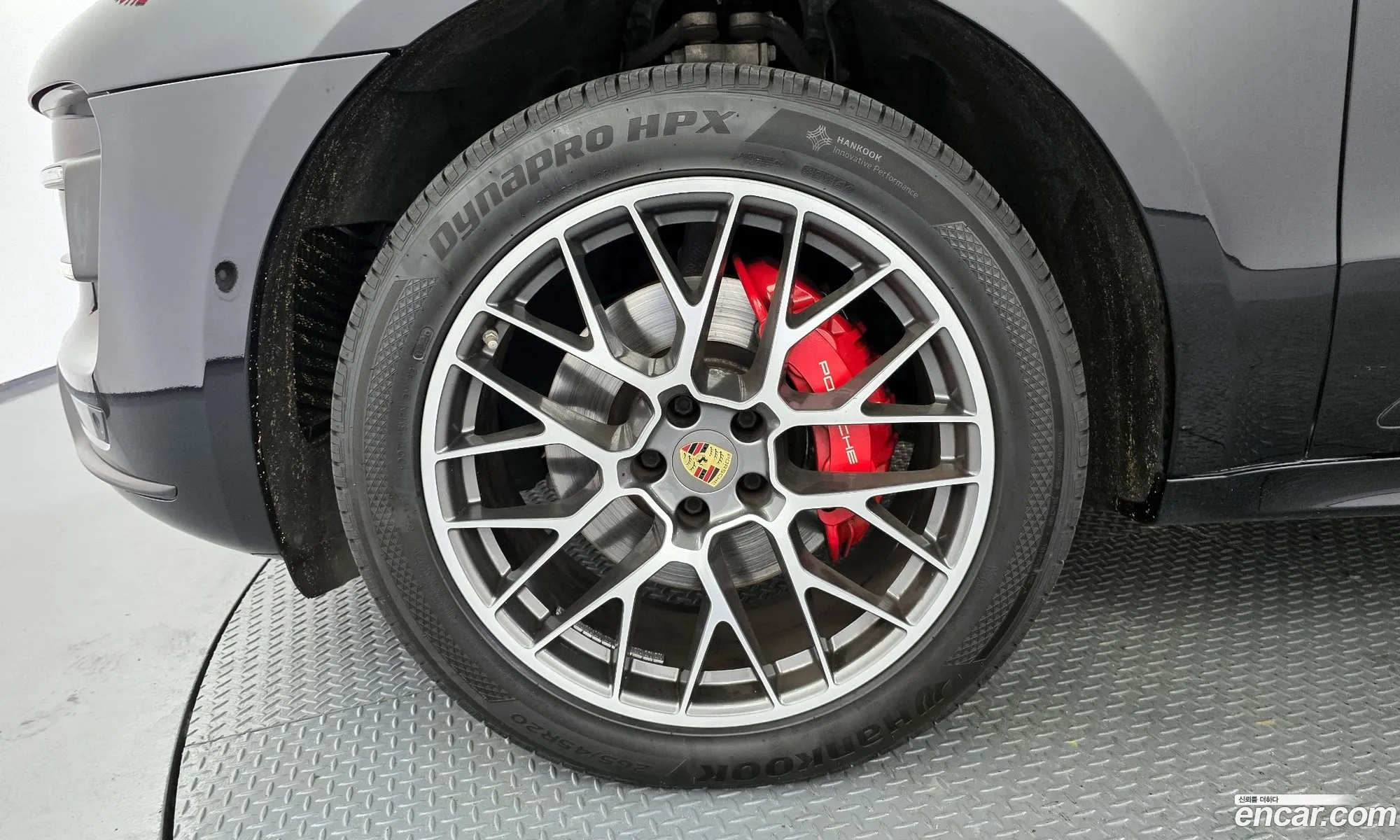 Porsche Macan 2017 WP1AF2957HLB90823 — 2