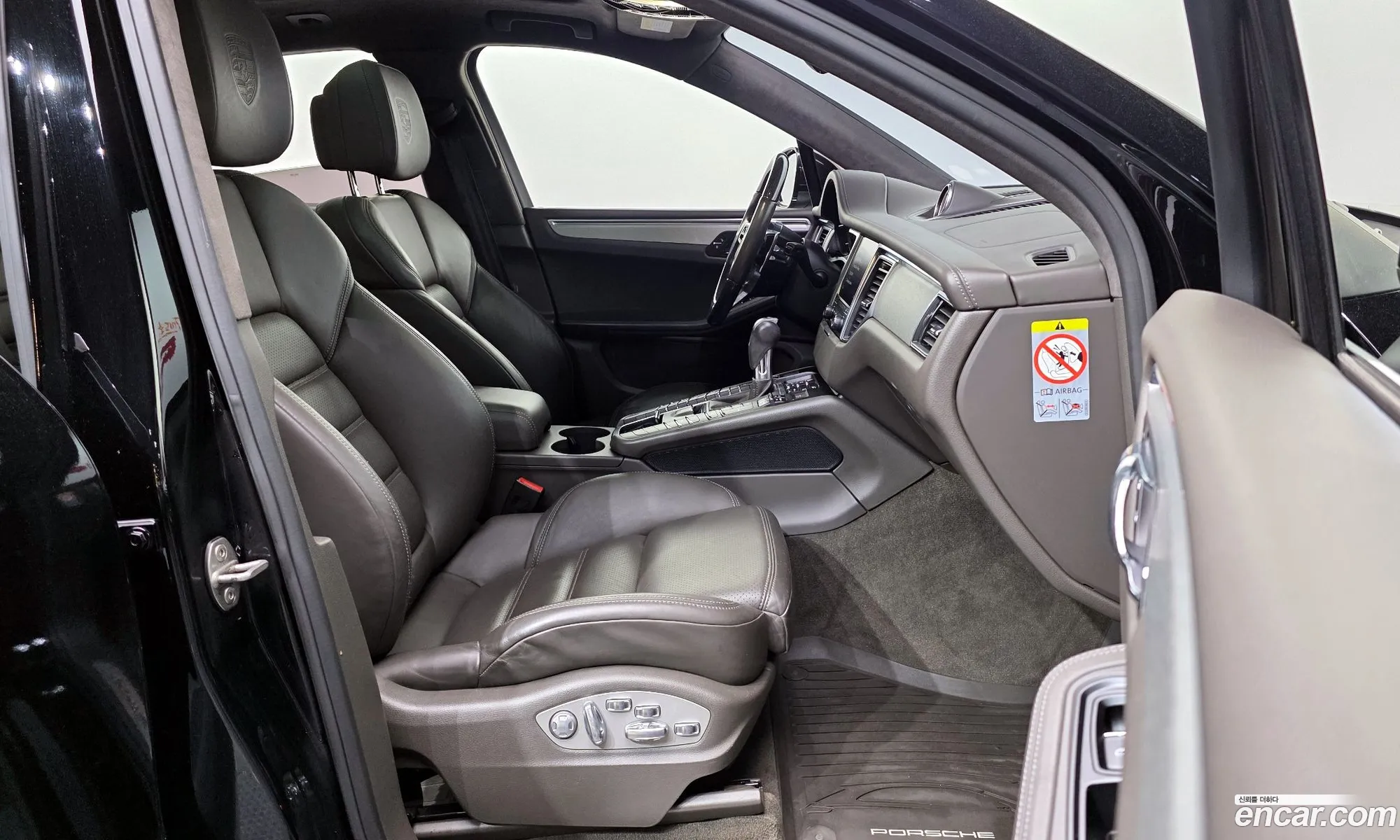 Porsche Macan 2017 WP1AF2957HLB90823 — 7