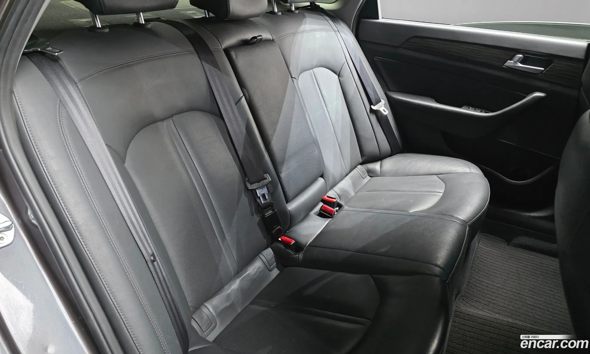 Hyundai LF Sonata 2014 KMHE341CBFA074556 — 9