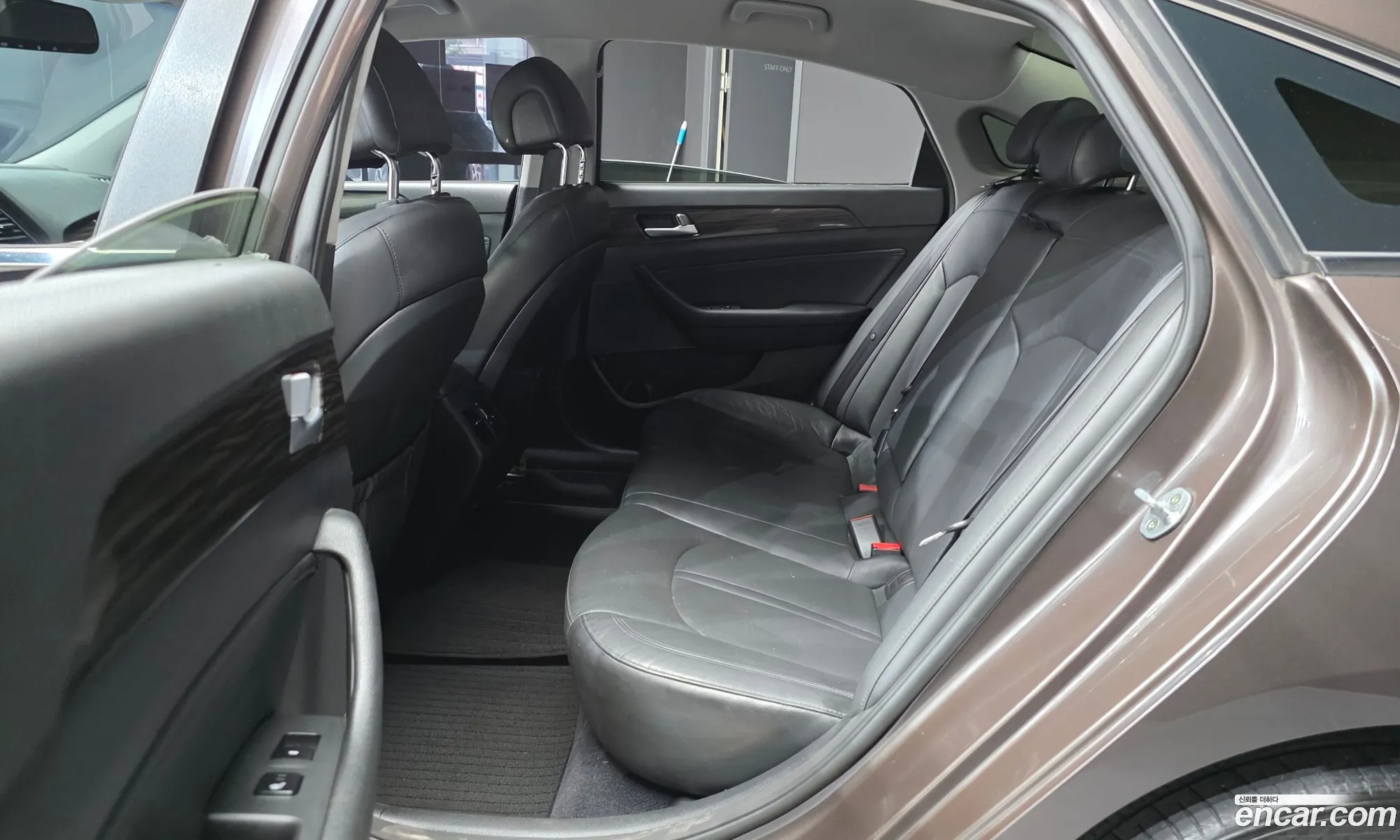 Hyundai LF Sonata 2014 KMHE341CBFA074556 — 19