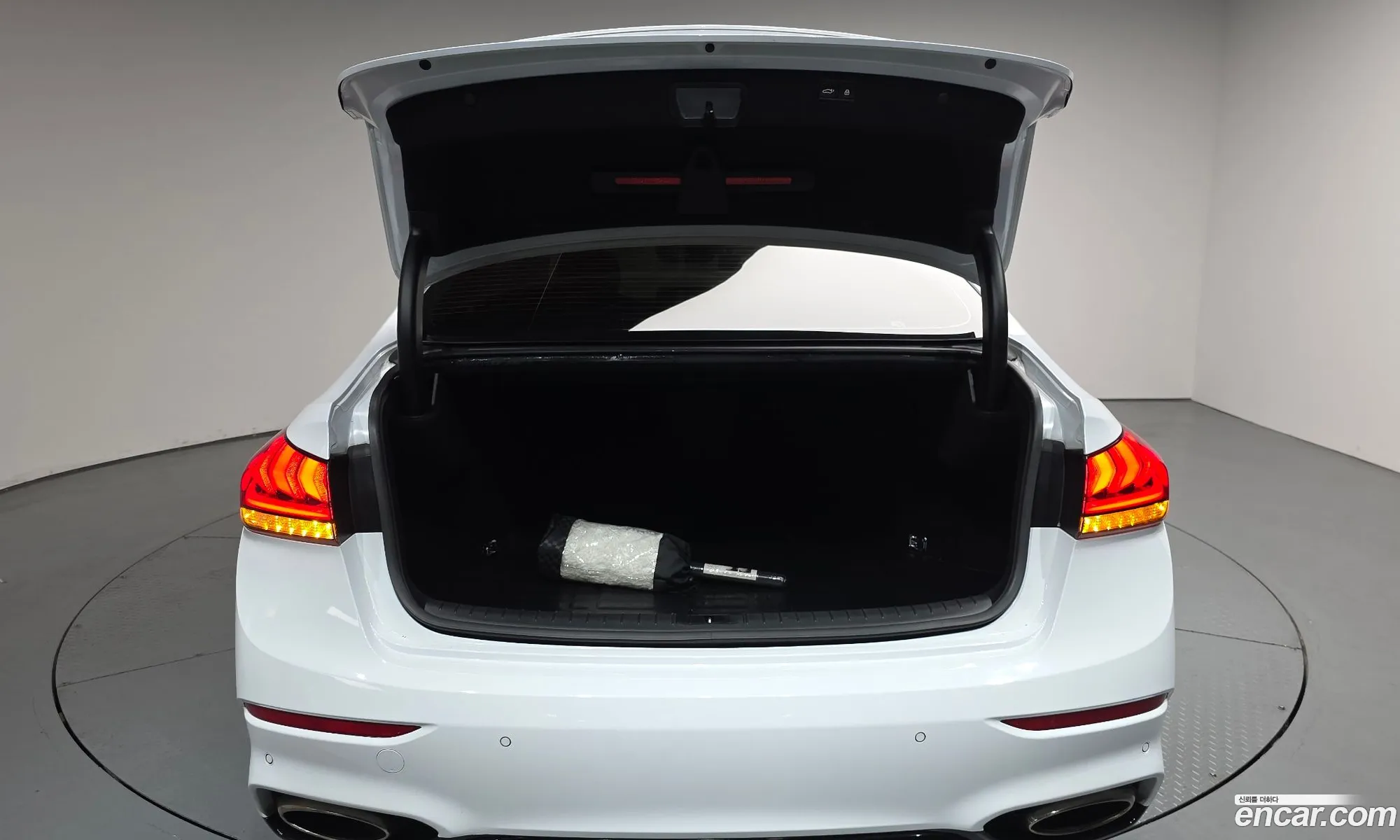 Genesis G80 2018 — 15