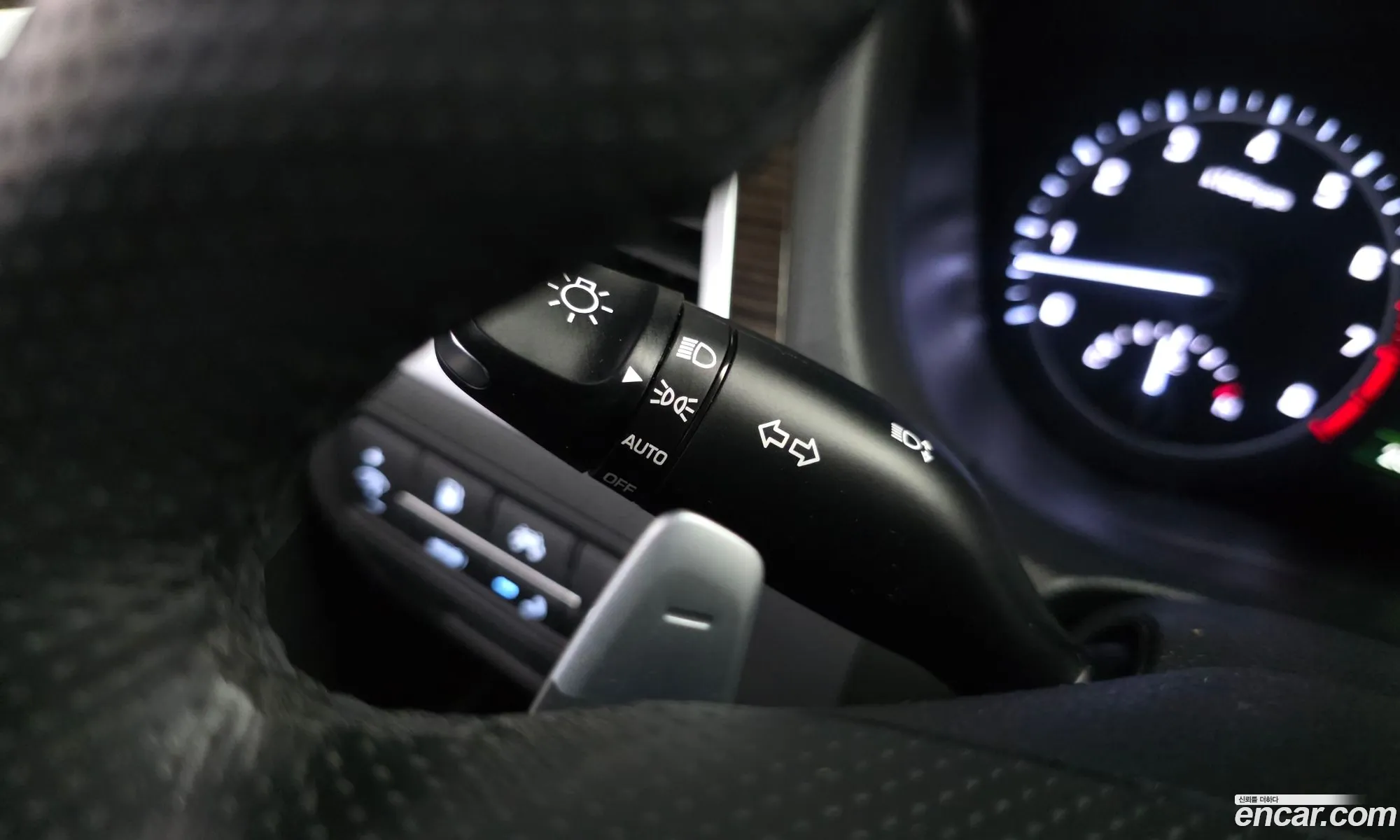 Genesis G80 2018 — 31